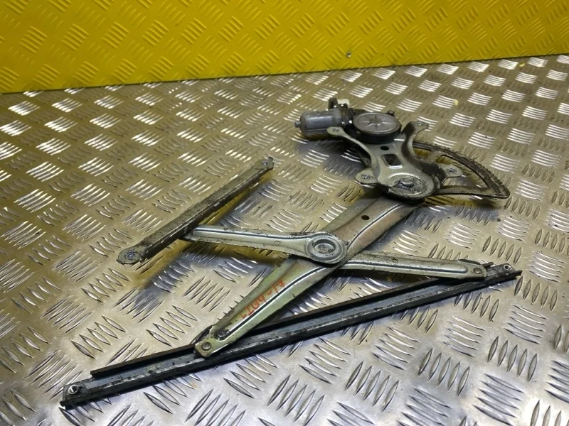 Стеклоподъемник электр. передний левый Mitsubishi L200 (2006-2015) 2012 MN182404 2.5 D 4D56