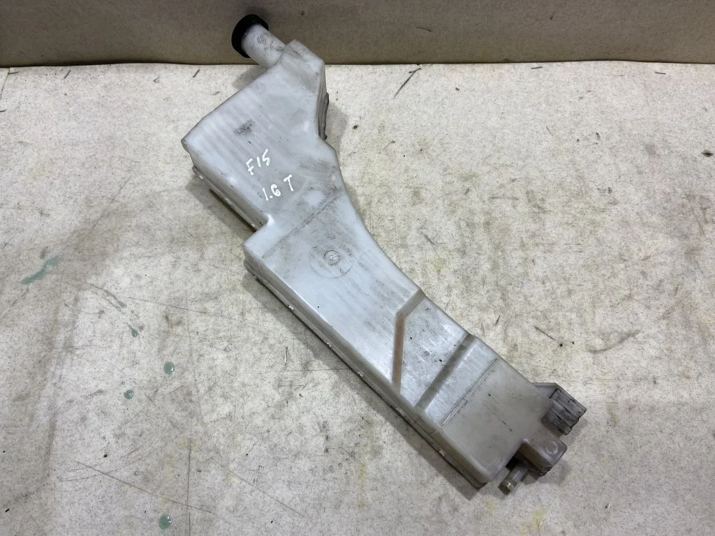 Бачок расширительный Nissan Juke F15  Жук Ф15