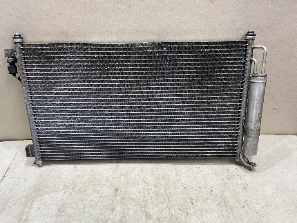 Радиатор кондиционера Nissan Juke F15 Жук