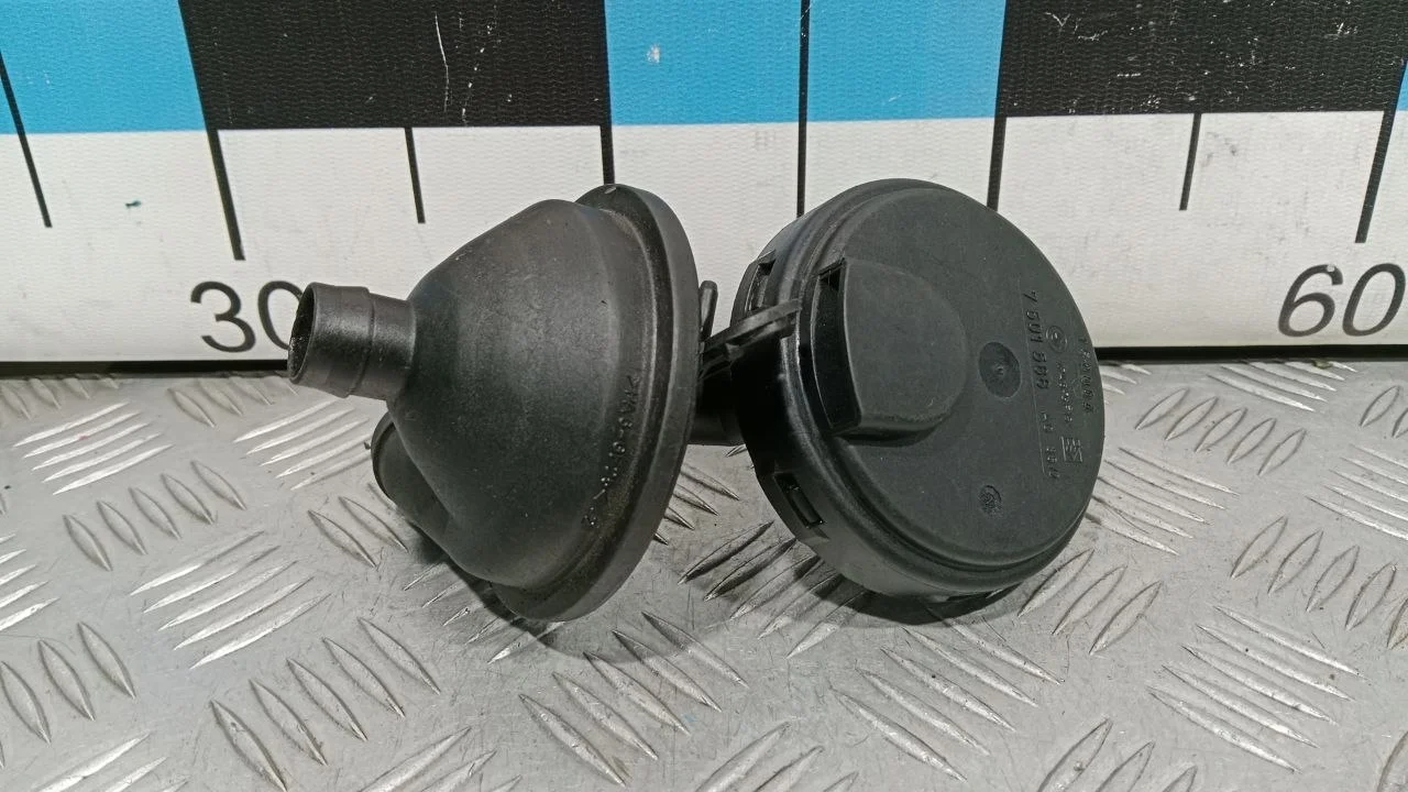 [Б/У] Клапан вентиляции картерных газов BMW [Код: 00383865 ]