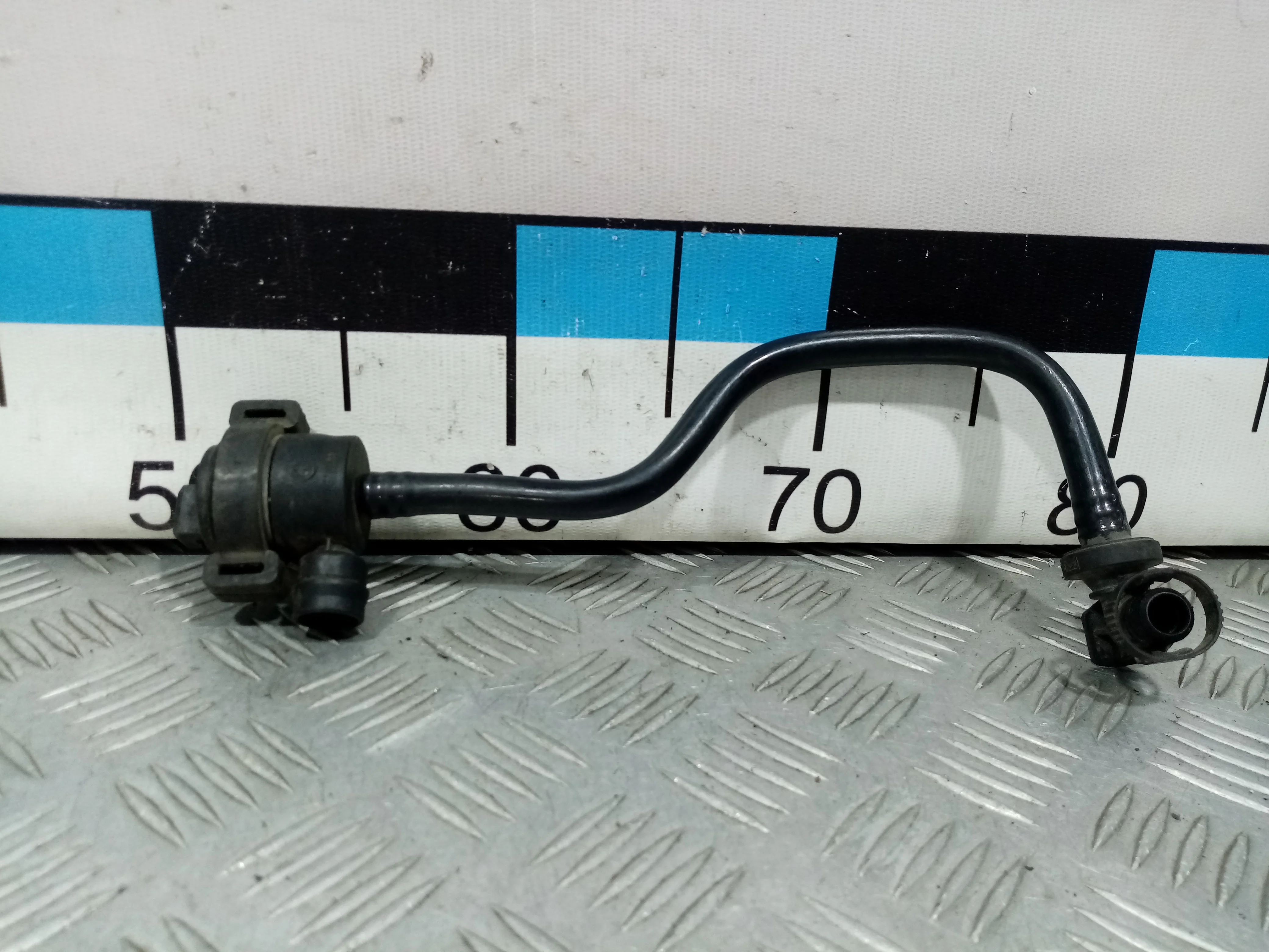 [Б/У] Клапан вентиляции топливного бака [Код: 00387687 ]