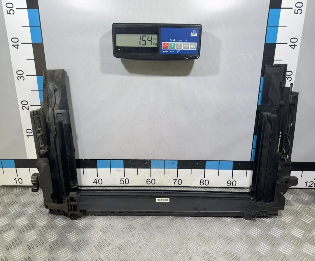 [Б/У] Кронштейн радиаторов BMW 7 F01/F02 08-15 [Код: 00341129 ]