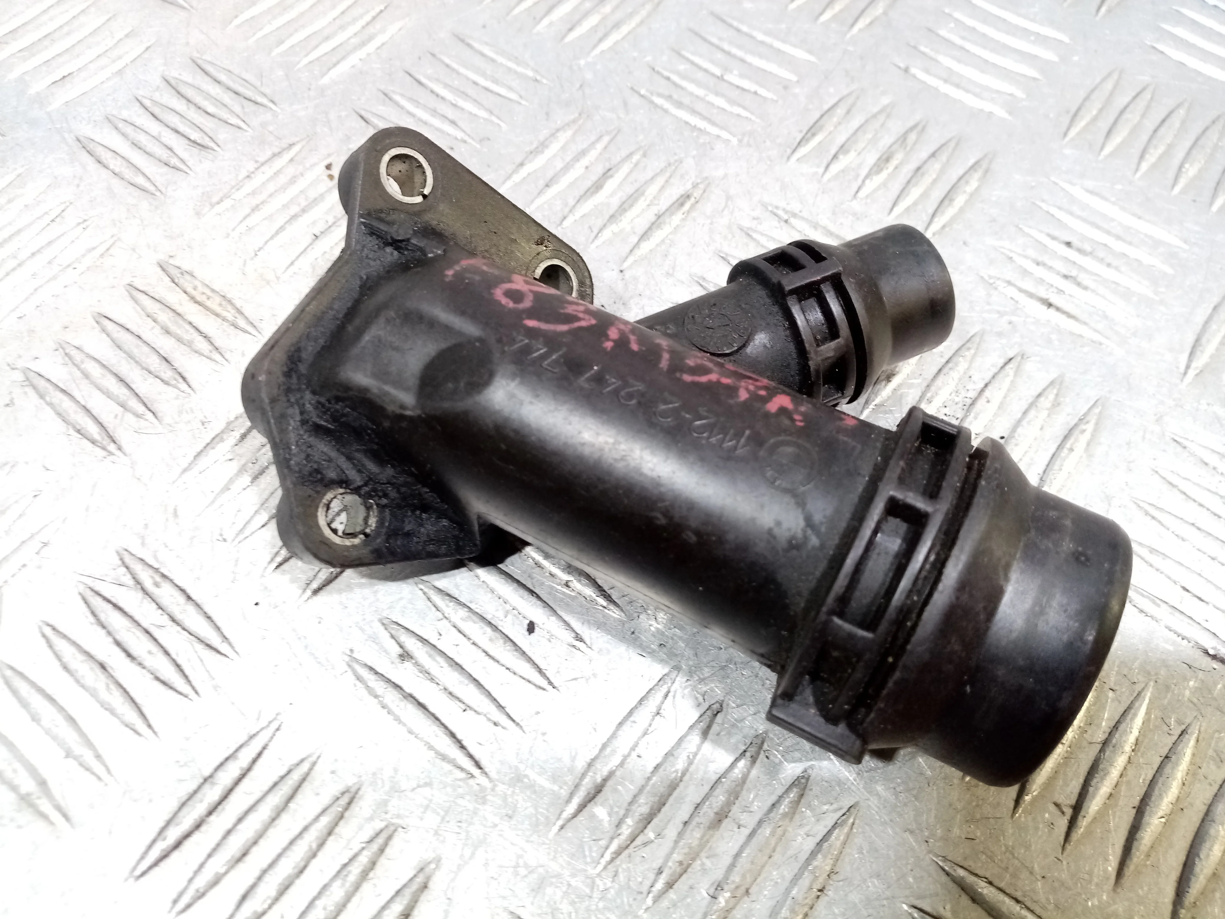 [Б/У] Фланец системы охлаждения [Код: 00479327 ]