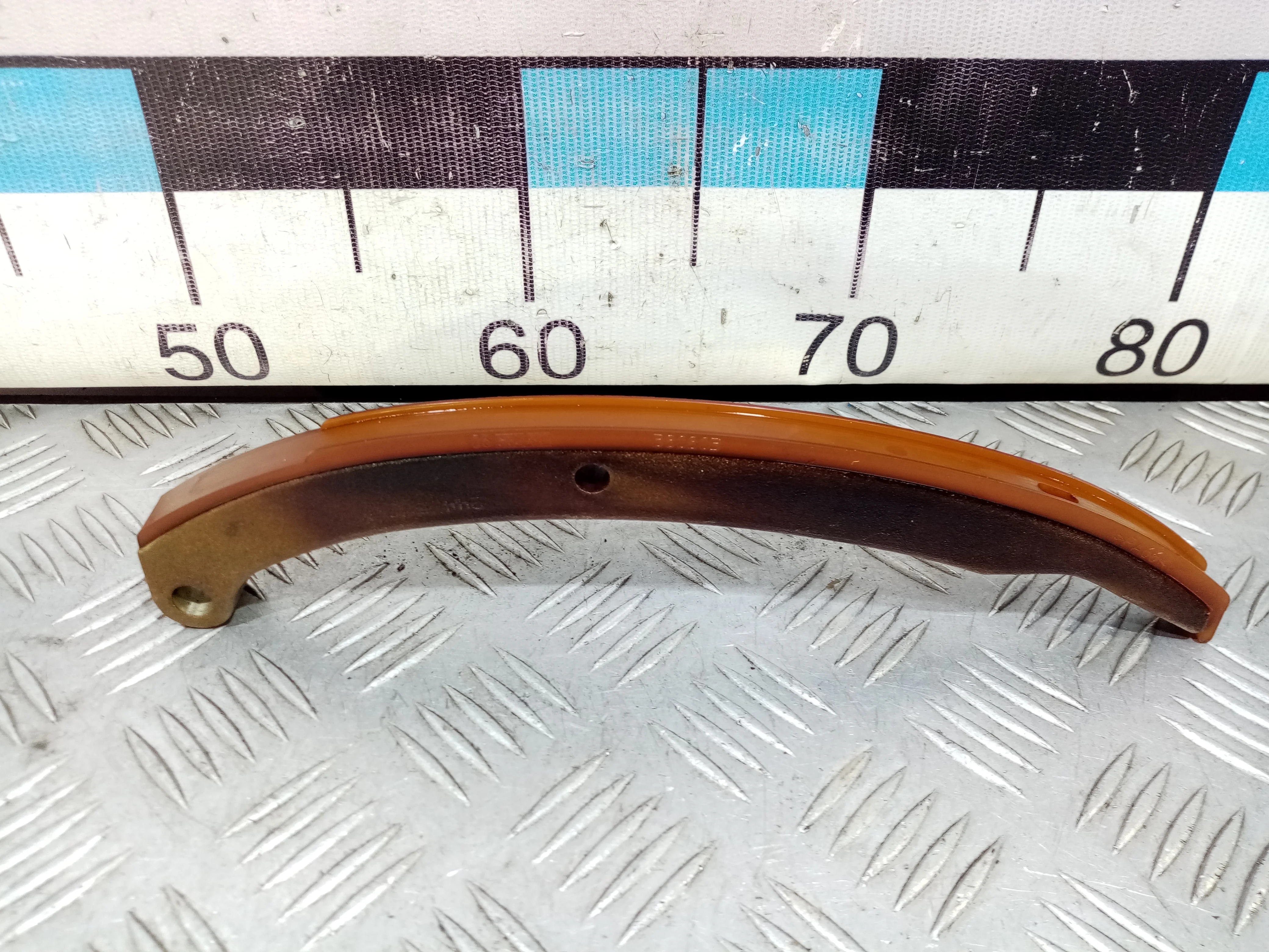 [Б/У] Башмак натяжителя Ford [Код: 00410012 ]