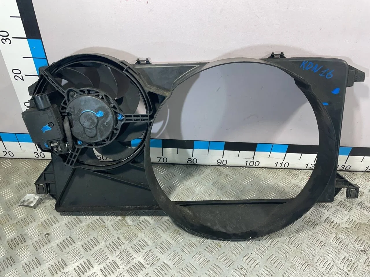 [Б/У] Диффузор с вентилятором Transit [Код: 00385804 ]