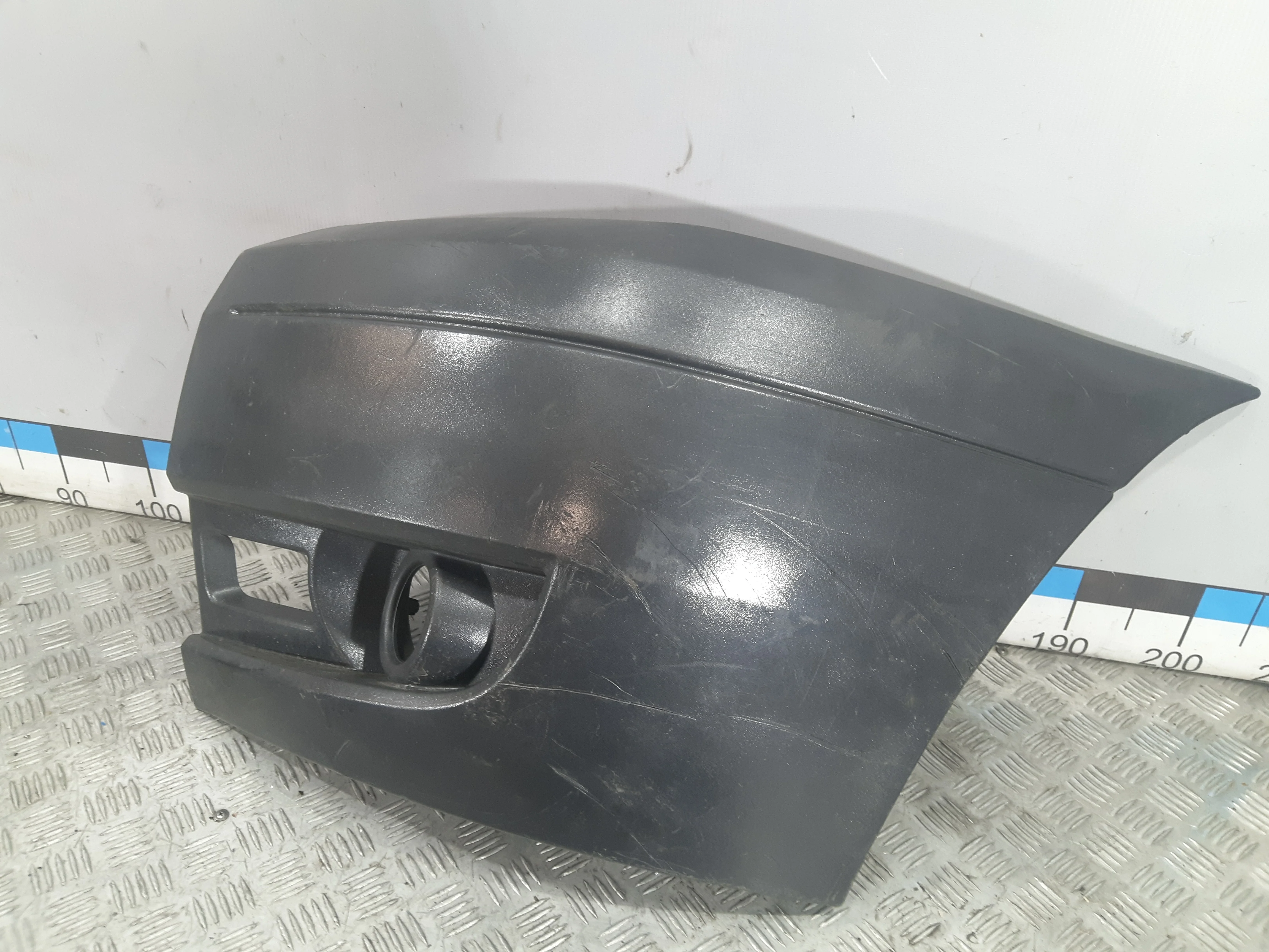 [Б/У] Накладка переднего бампера Ford Transit - левая, под птф, царапины [Незначительные дефекты] [Код: 00298571 ]