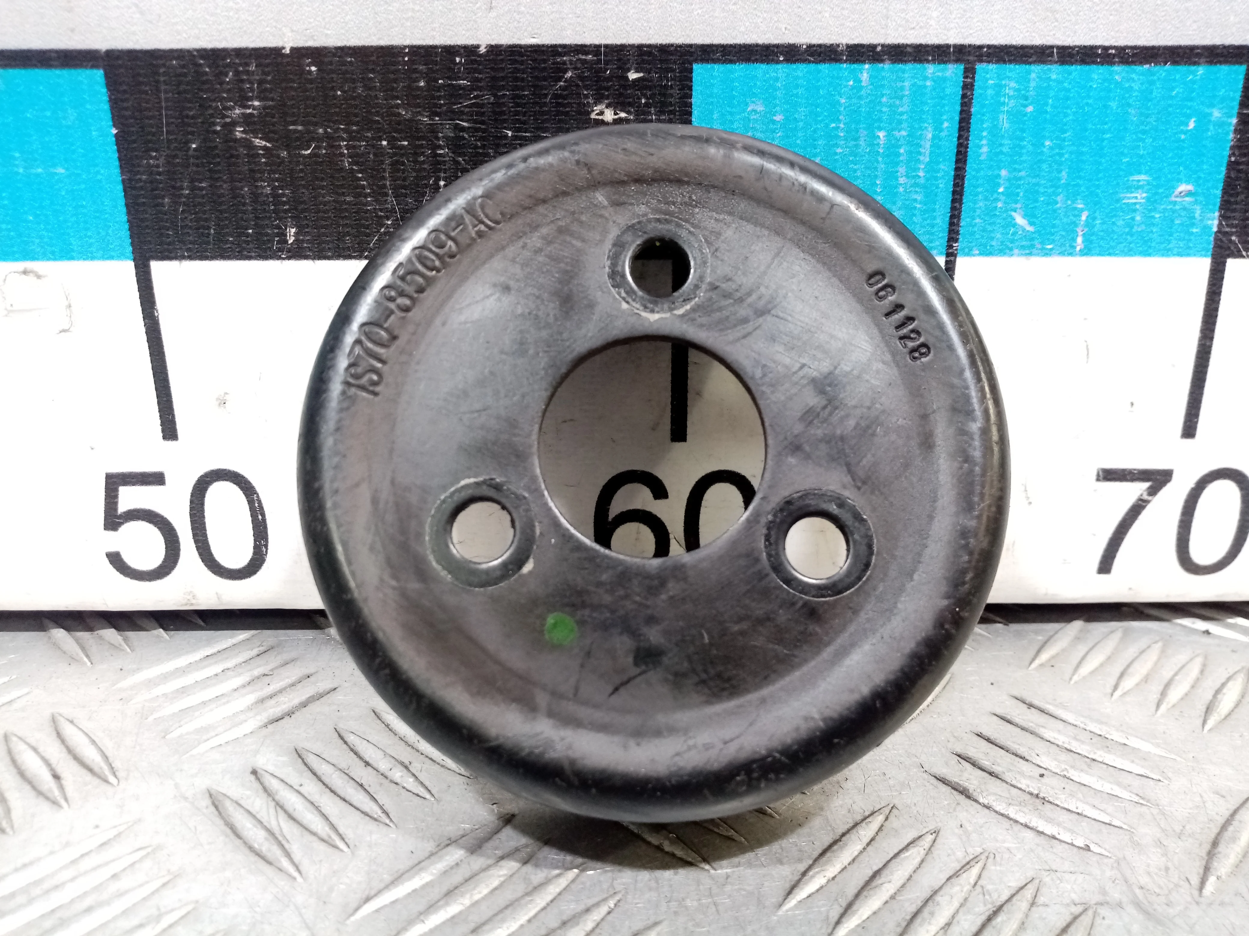 [Б/У] Шкив водяного насоса Ford [Код: 00470143 ]