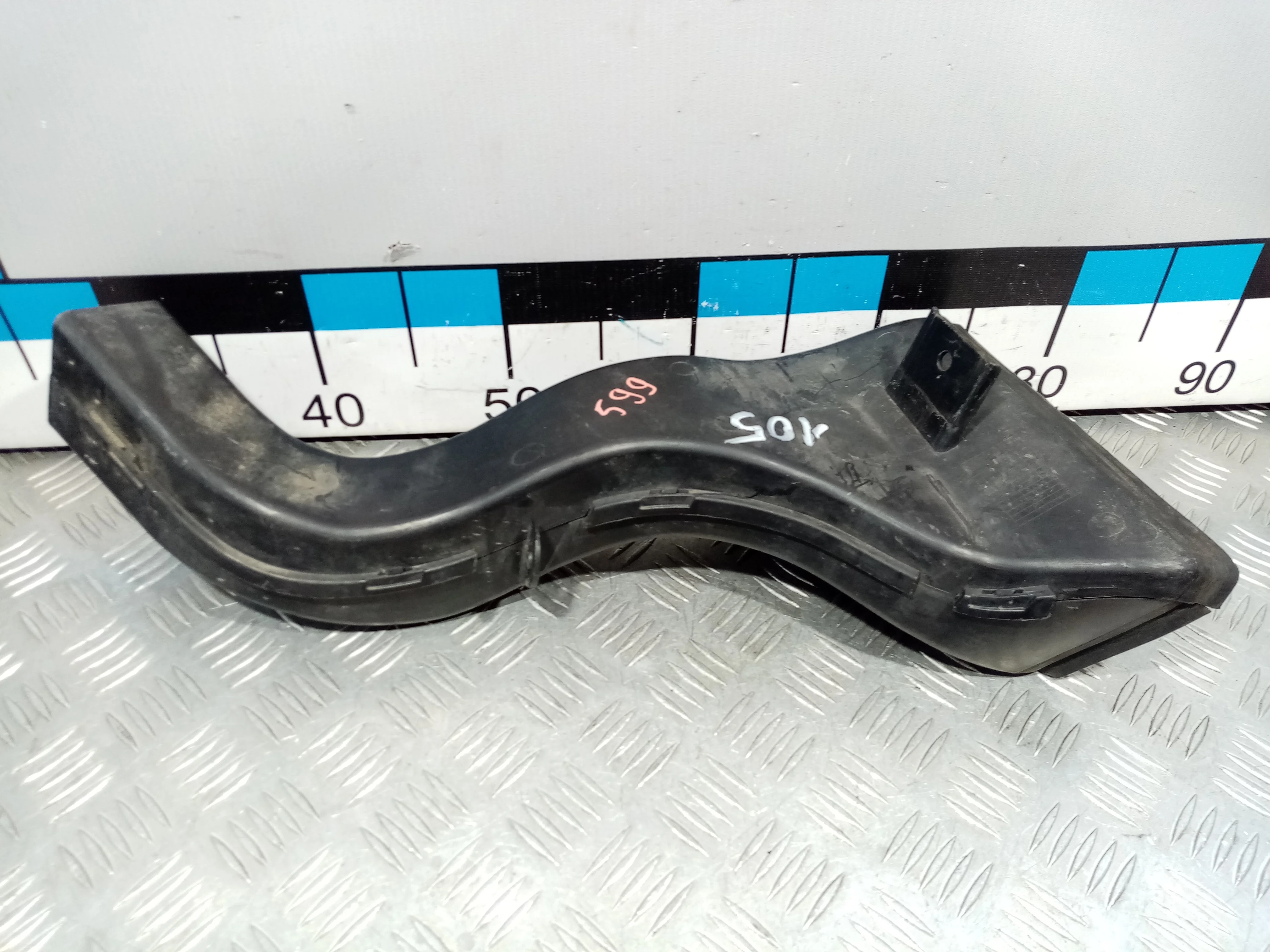 [Б/У] Воздуховод переднего супорта левого [Код: 00435292 ]