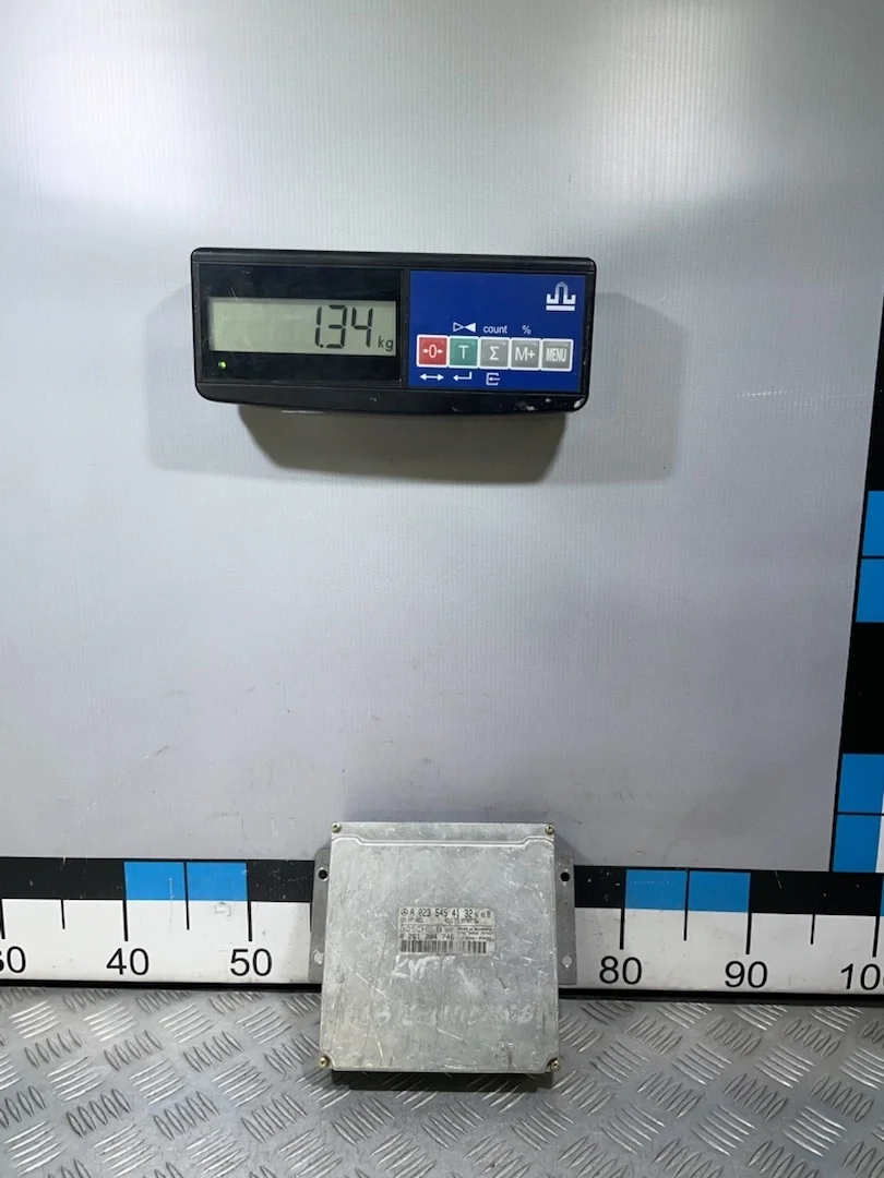 [Б/У] Блок управления двигателем (om.111) MB W202 W210 W208 [Код: 00331541 ]