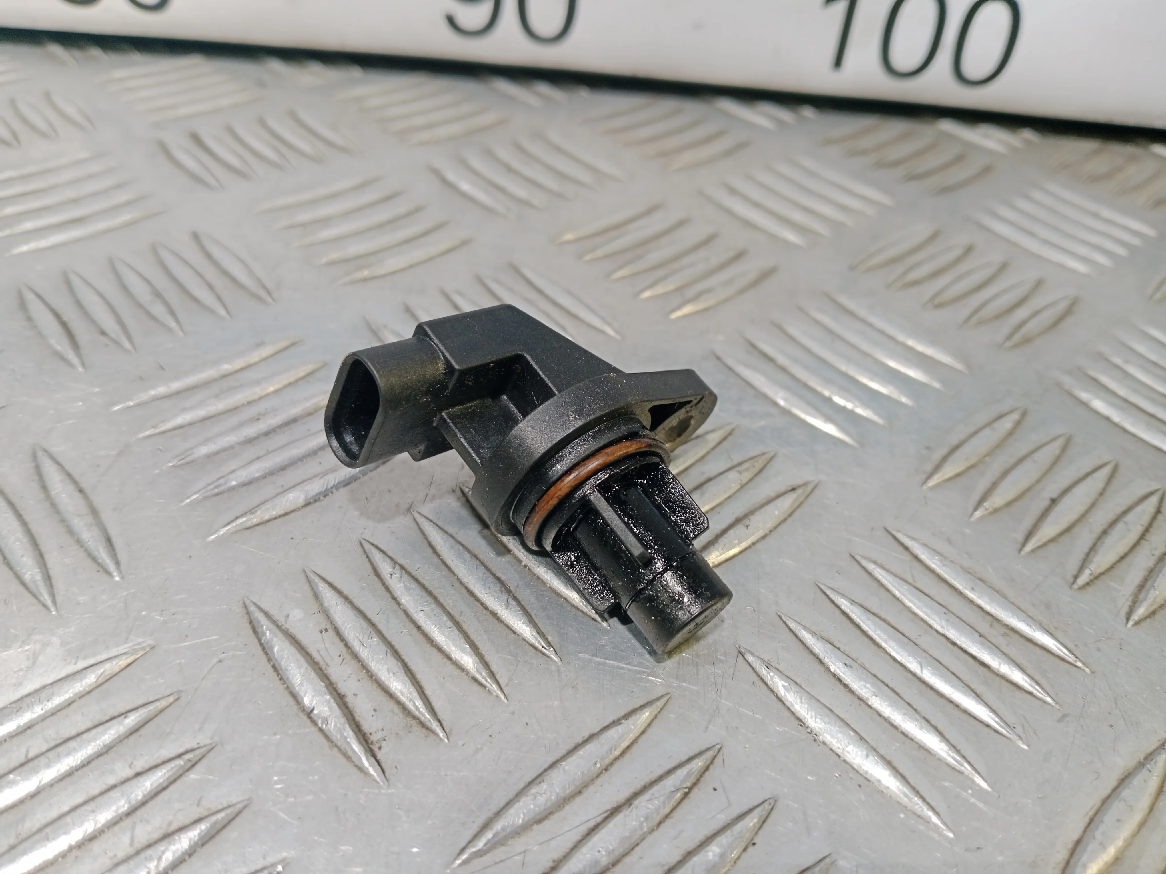 [Б/У] Датчик положения распредвала [Код: 00425976 ]