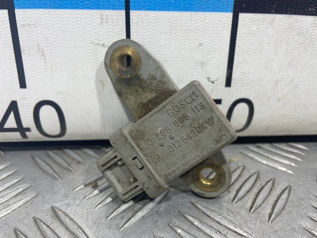 [Б/У] Датчик ускорения MB [Код: 00383929 ]