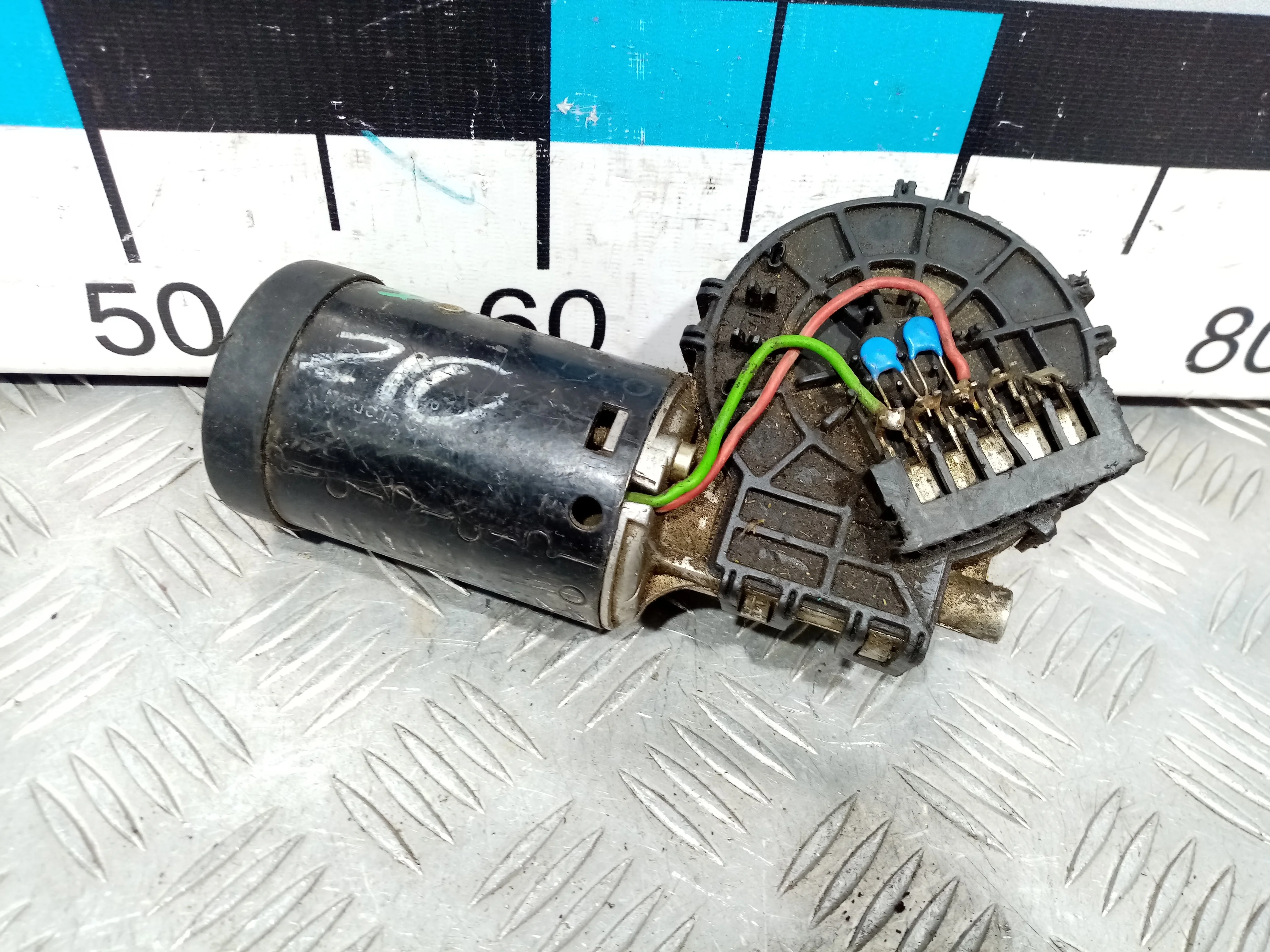 [Б/У] Моторчик стеклоочистителя передний MB W210 [Код: 00431948 ]