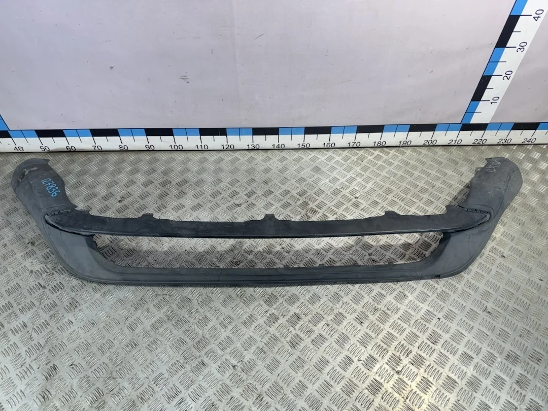 [Б/У] Накладка переднего бампера MB GLA X156 - нижняя [Код: 00350271 ]