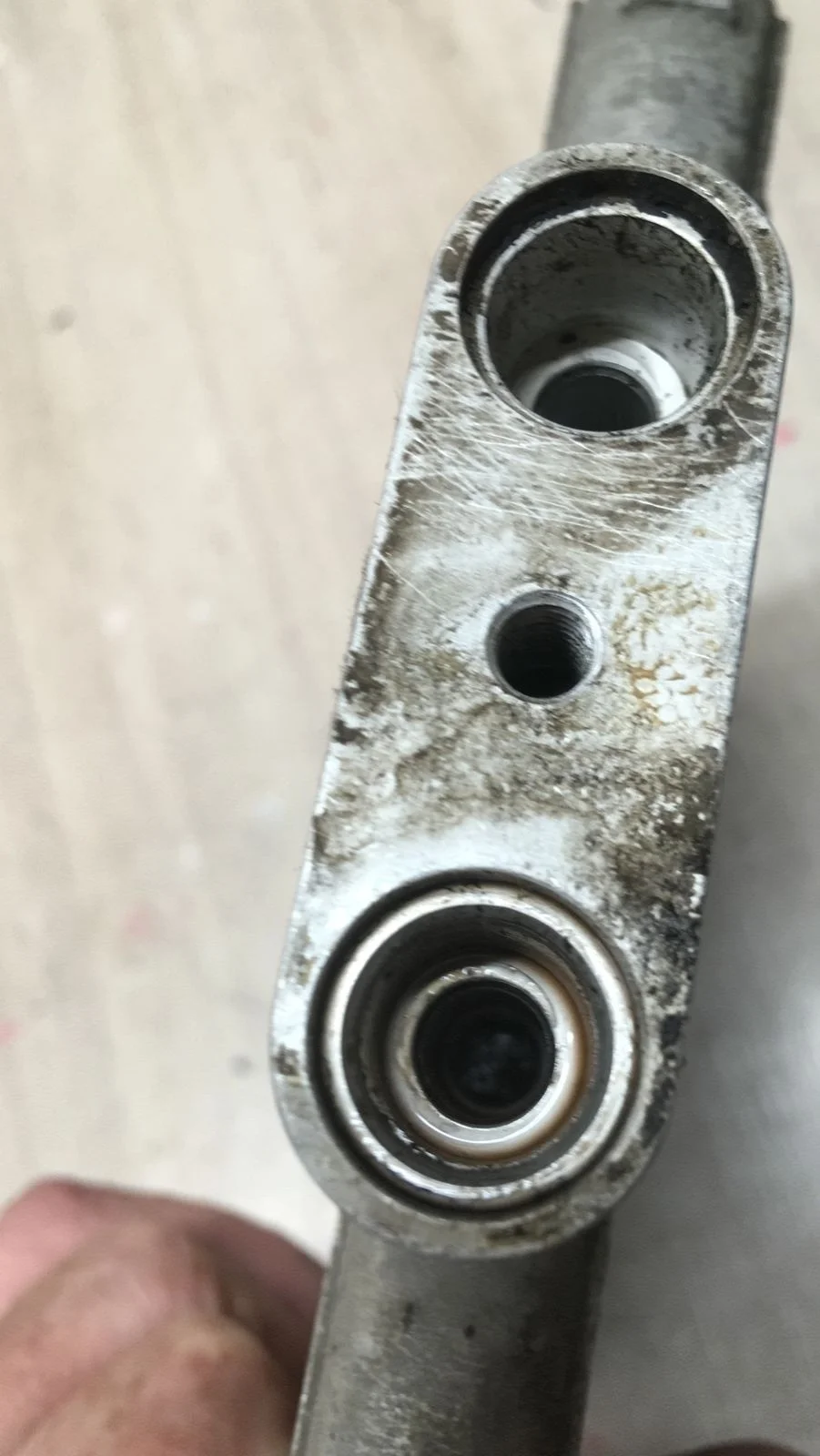 [Б/У] Радиатор масляный 150x145x16 MERCEDES BENZ [Код: 00442814 ]