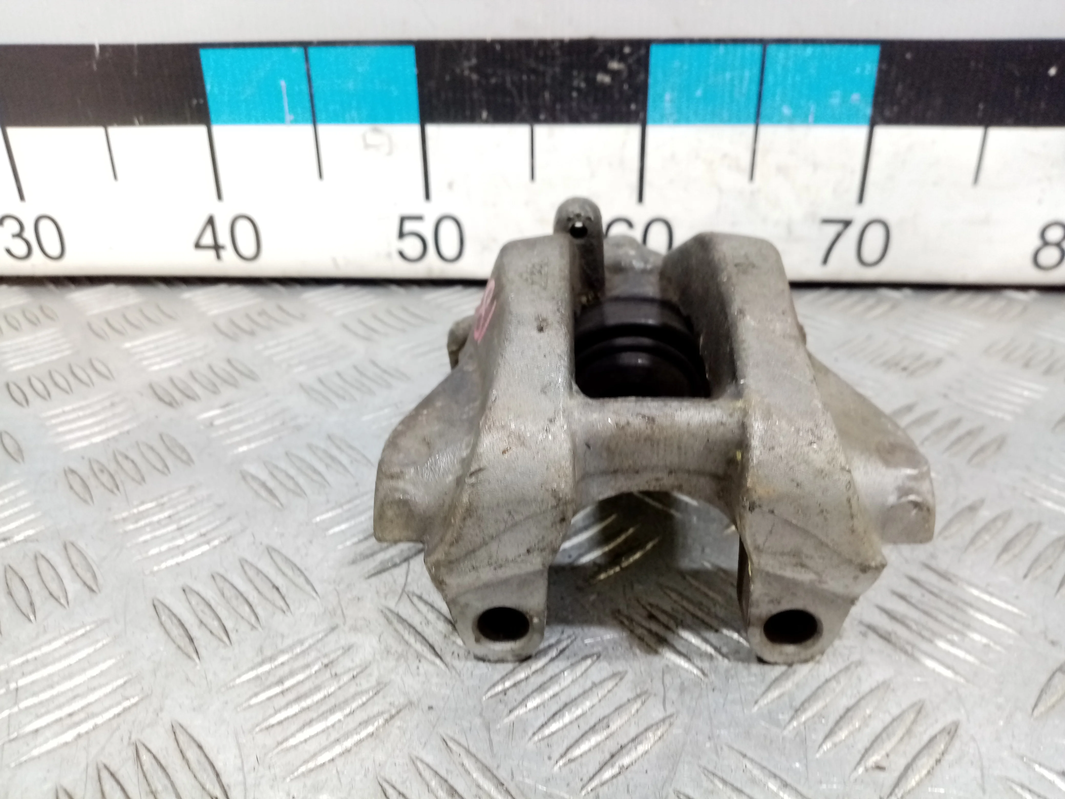 [Б/У] Суппорт тормозной задний правый [Код: 00489445 ]