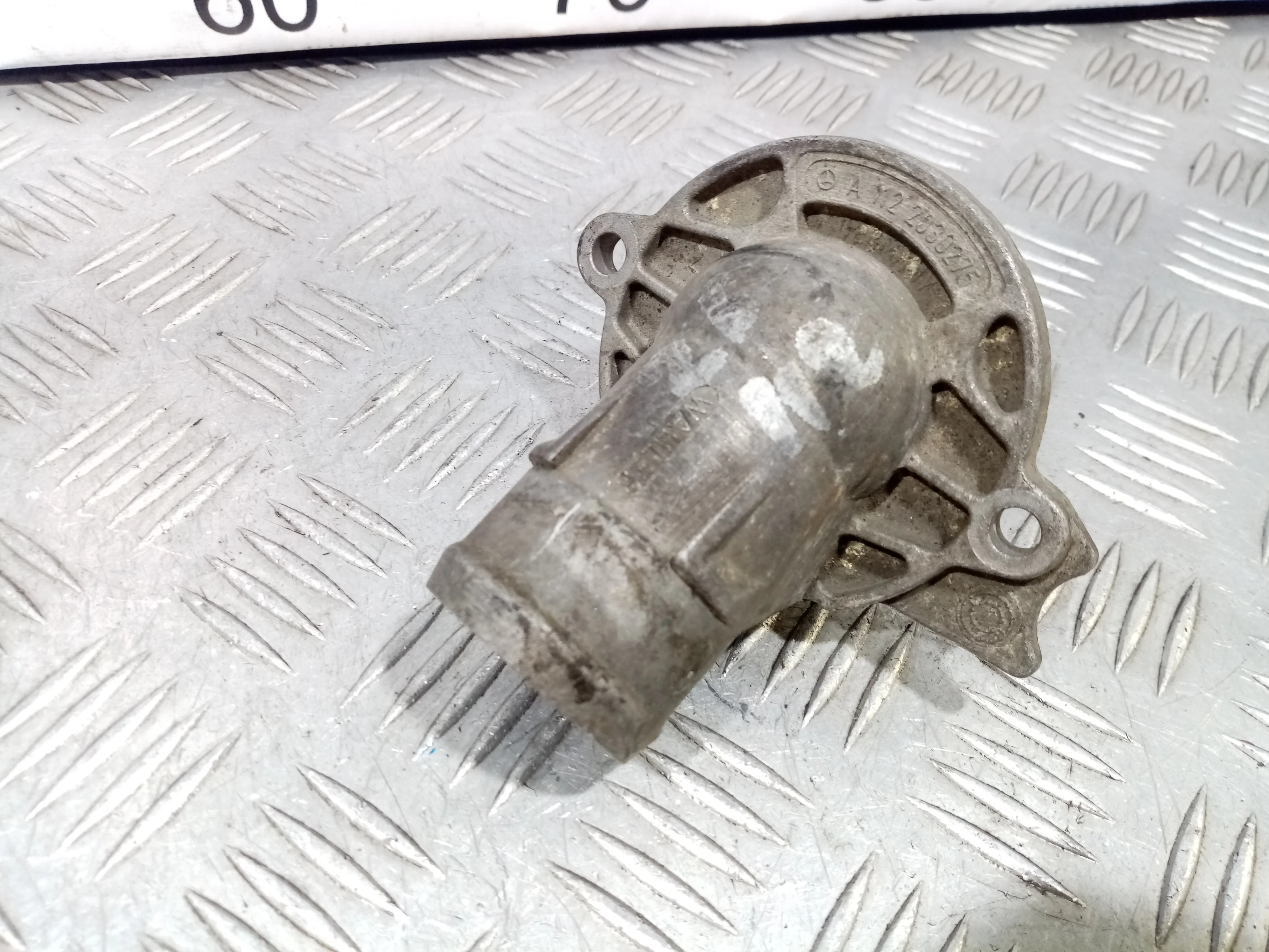 [Б/У] Термостат системы охлаждения [Код: 00411387 ]