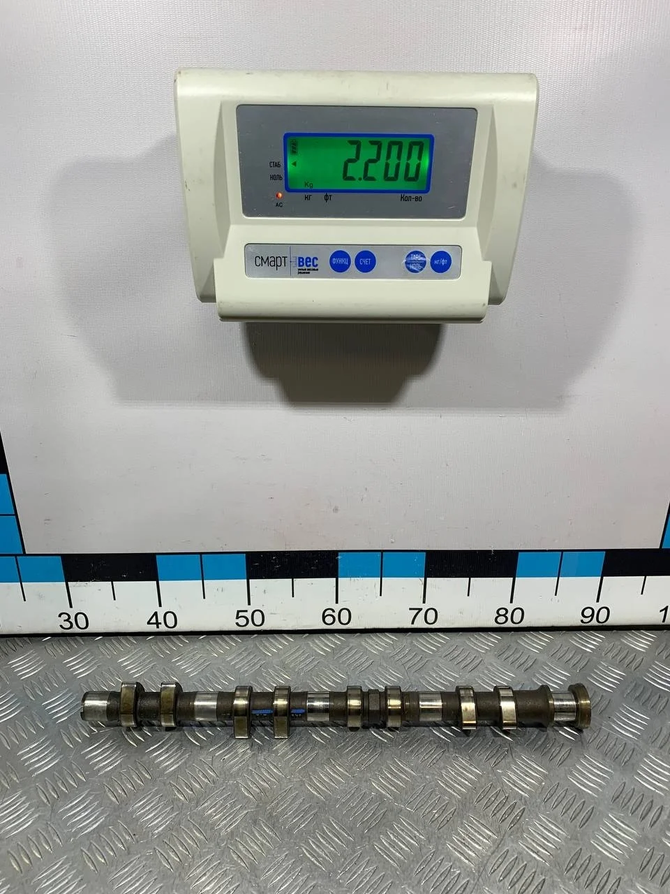 [Б/У] Распредвал выпускной Porsche Cayenne - 1-4 цилиндр [Код: 00297615 ]