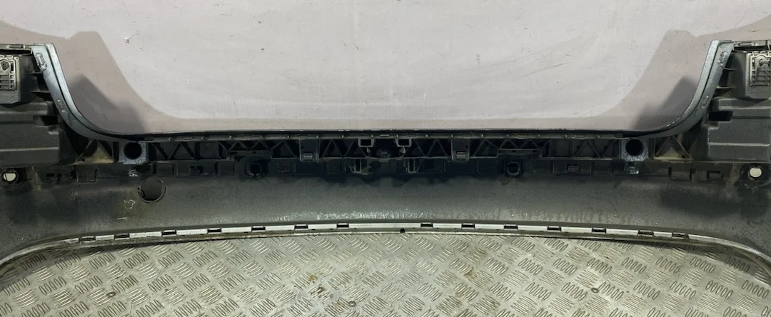 [Б/У] Бампер задний Audi A4 B8 2007-2012 - царапины, под парктрон / универсал [Незначительные дефекты] [Код: 00289785 ]