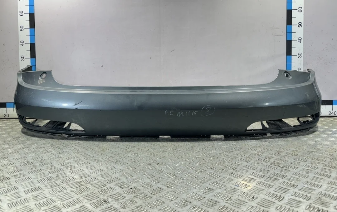[Б/У] Бампер задний Audi Q3 (8U) 2012-2018 - нет трёх внутренних креплений, дефект верхнего крепления [Незначительные дефекты] [Код: 00404978 ]