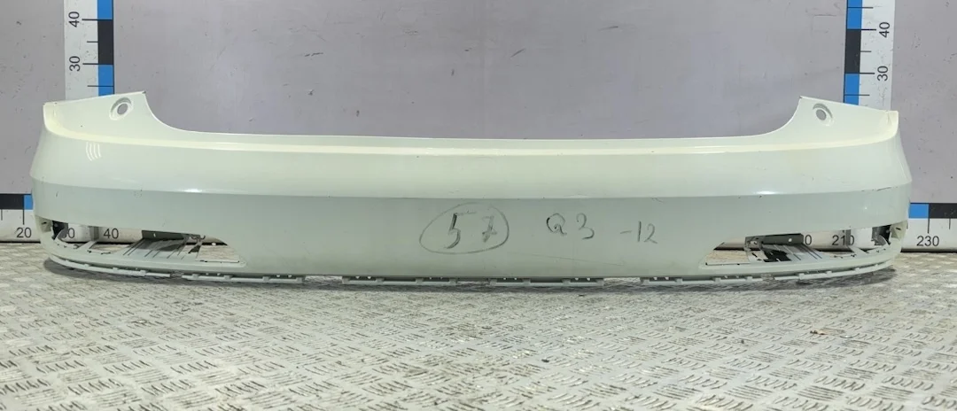 [Б/У] Бампер задний Audi Q3 (8U) 2012-2018 - нет двух внутренних креплений, дефект внутреннего крепления [Незначительные дефекты] [Код: 00404985 ]