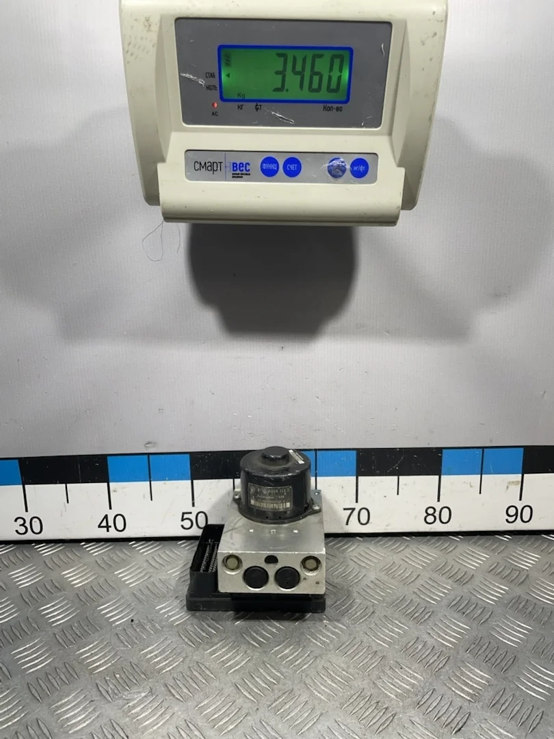 [Б/У] Блок ABS (насос) VW Touareg 2003-2007 [Код: 00504931 ]