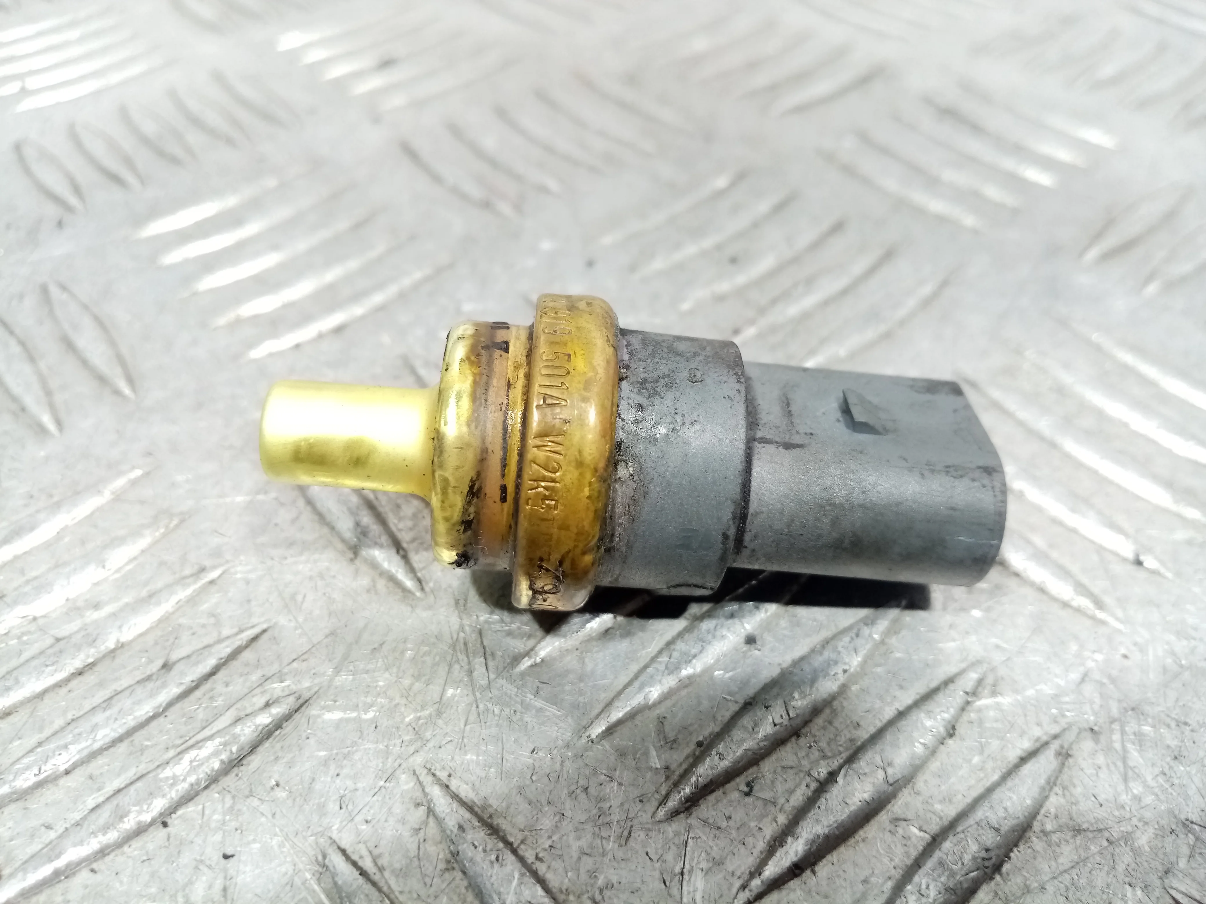 [Б/У] Датчик температуры охлаждающей жидкости [Код: 00483533 ]