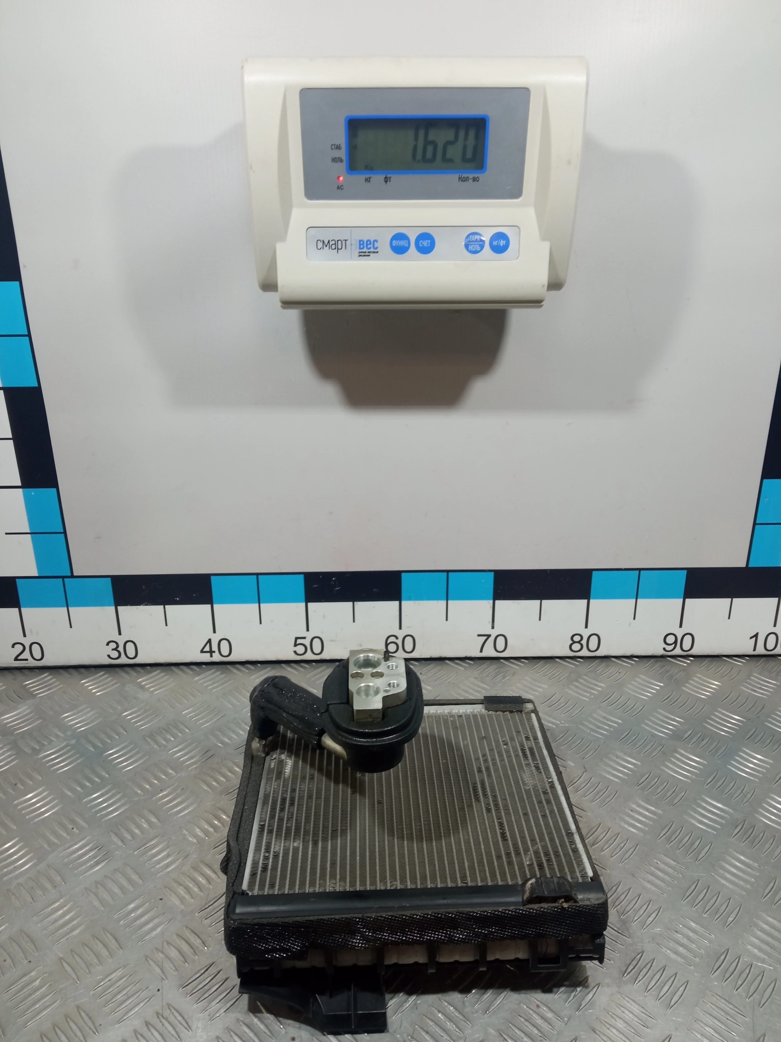 [Б/У] Испаритель кондиционера VAG [Код: 00369797 ]