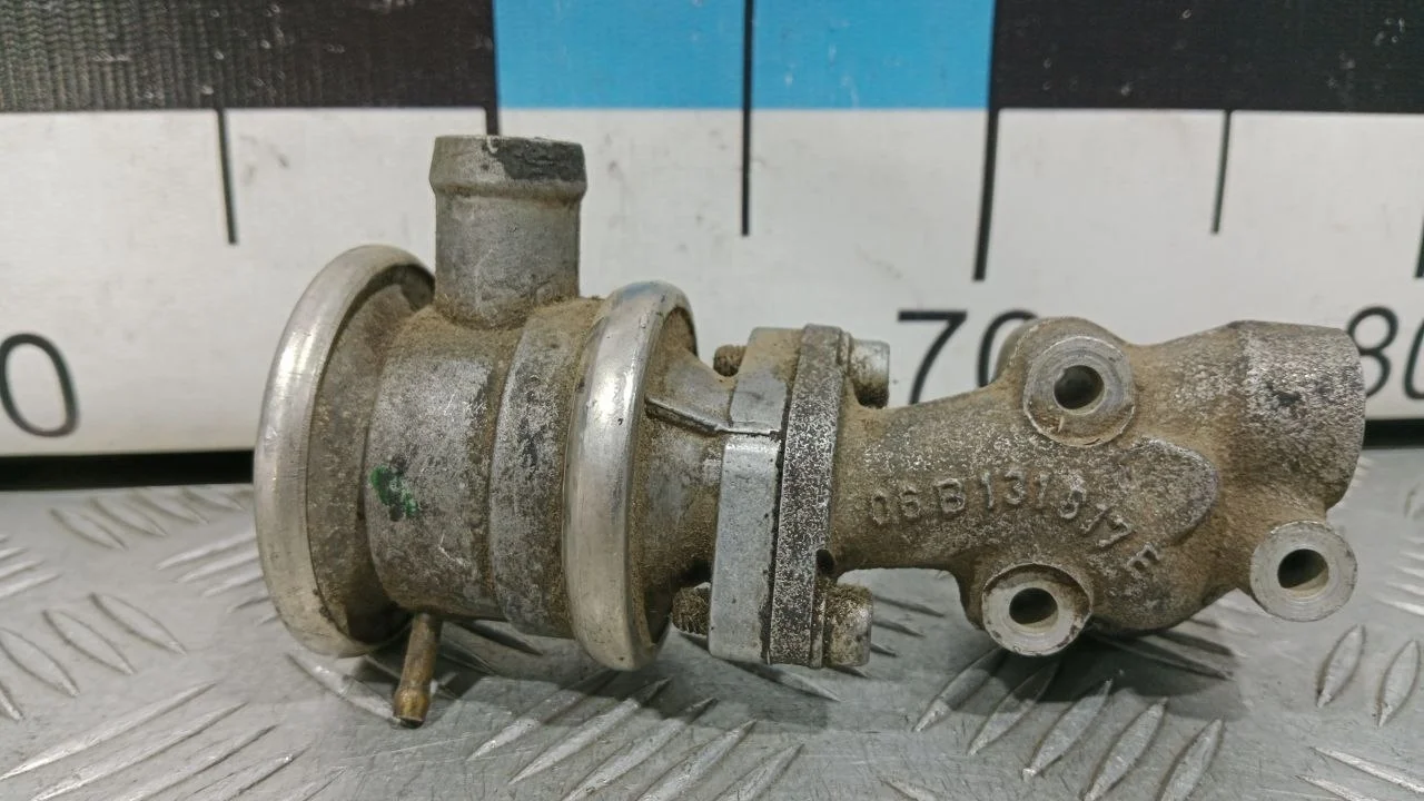 [Б/У] Клапан рециркуляции выхлопных газов A4 [Код: 00383559 ]