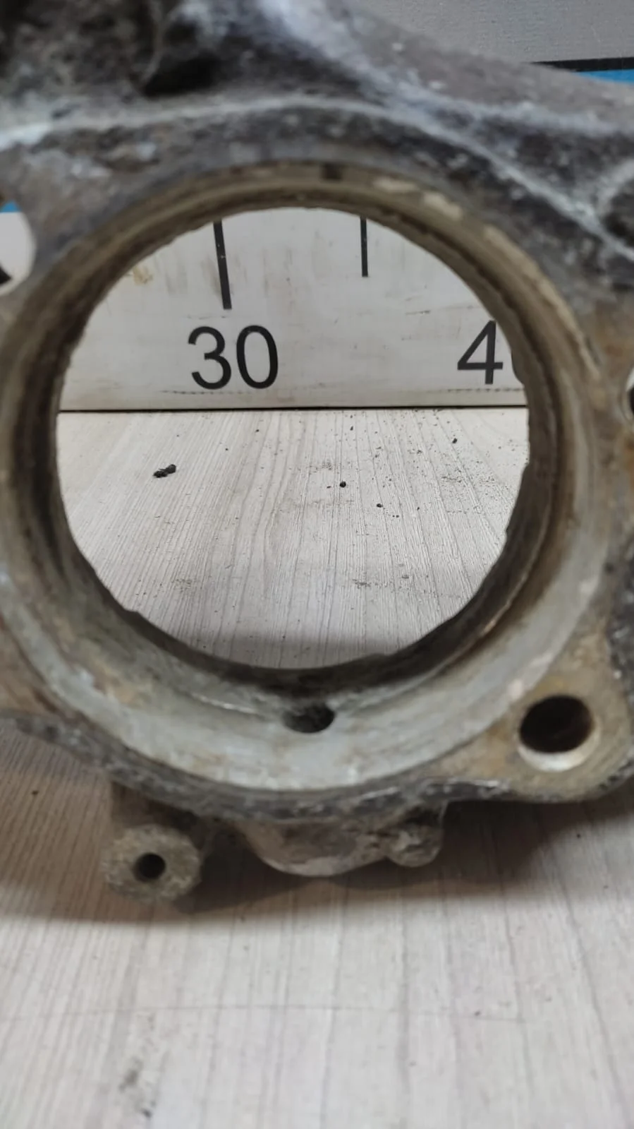 [Б/У] Кулак поворотный задний правый VAG [Код: 00341422 ]