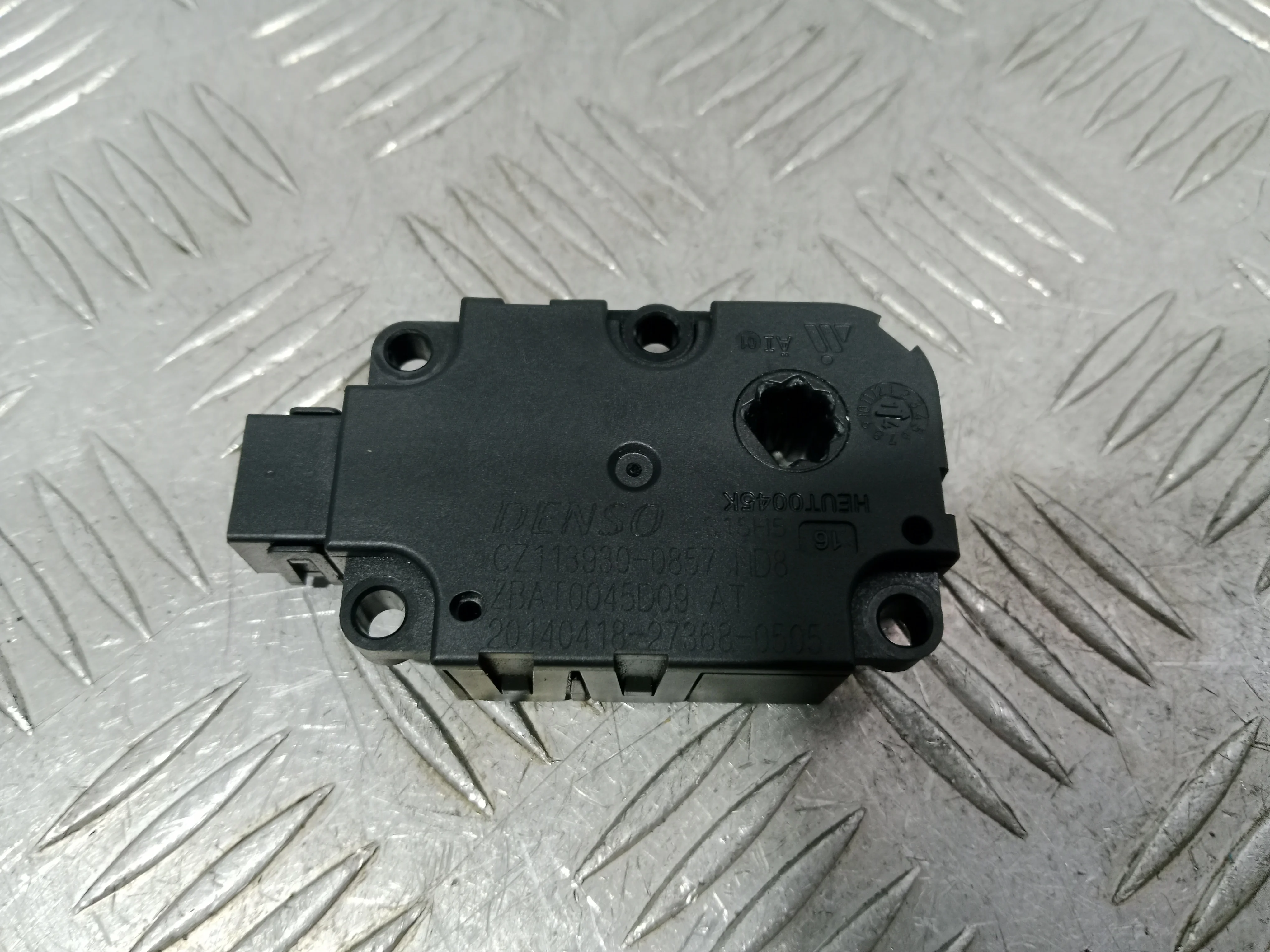 [Б/У] Моторчик заслонки отопителя Audi A8 2010-2018 [Код: 00491773 ]