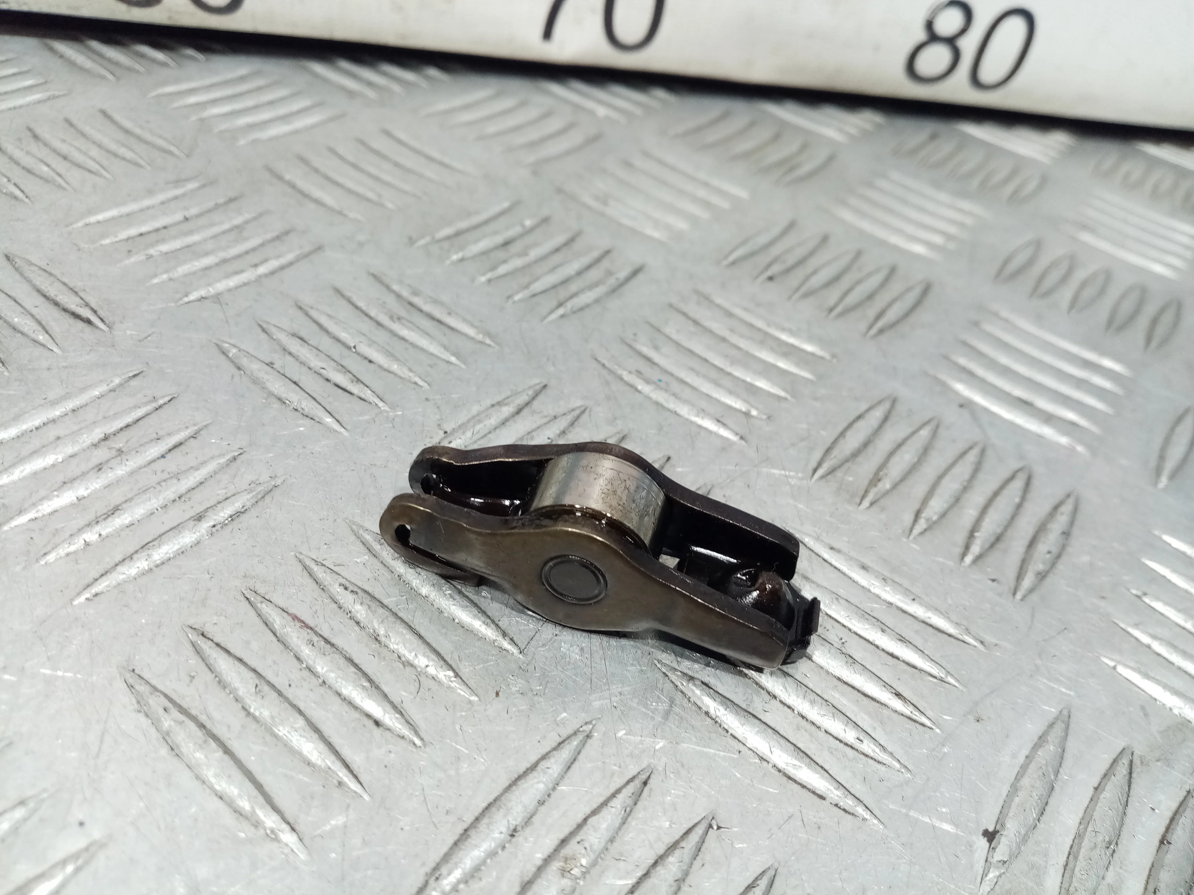 [Б/У] Рокер клапана VAG [Код: 00399364 ]