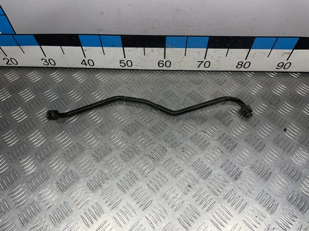 [Б/У] Трубка системы охлаждения АКПП VW Passat B5+ 2000–2005 [Код: 00336826 ]