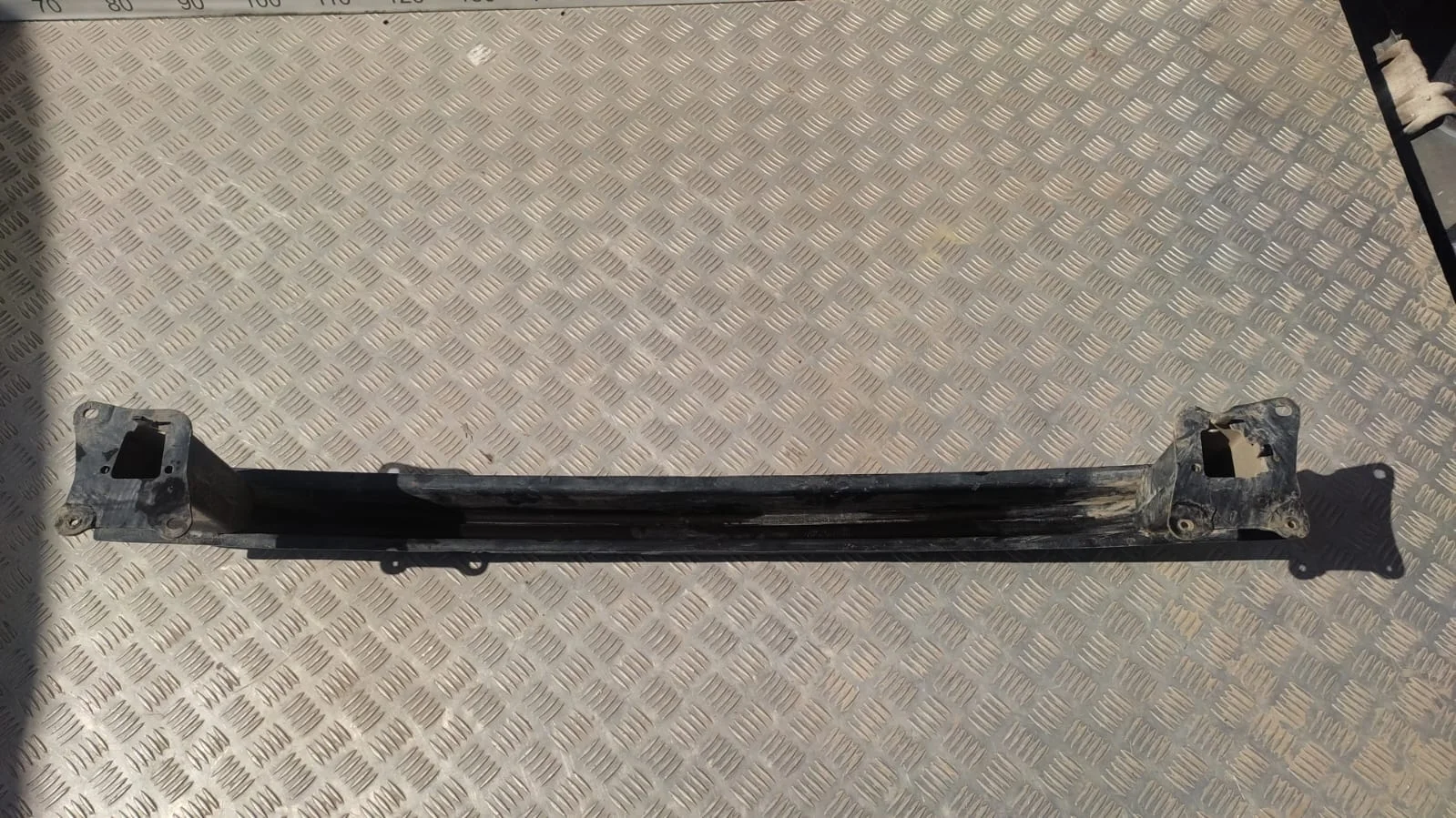 [Б/У] Усилитель заднего бампера [Код: 00422383 ]