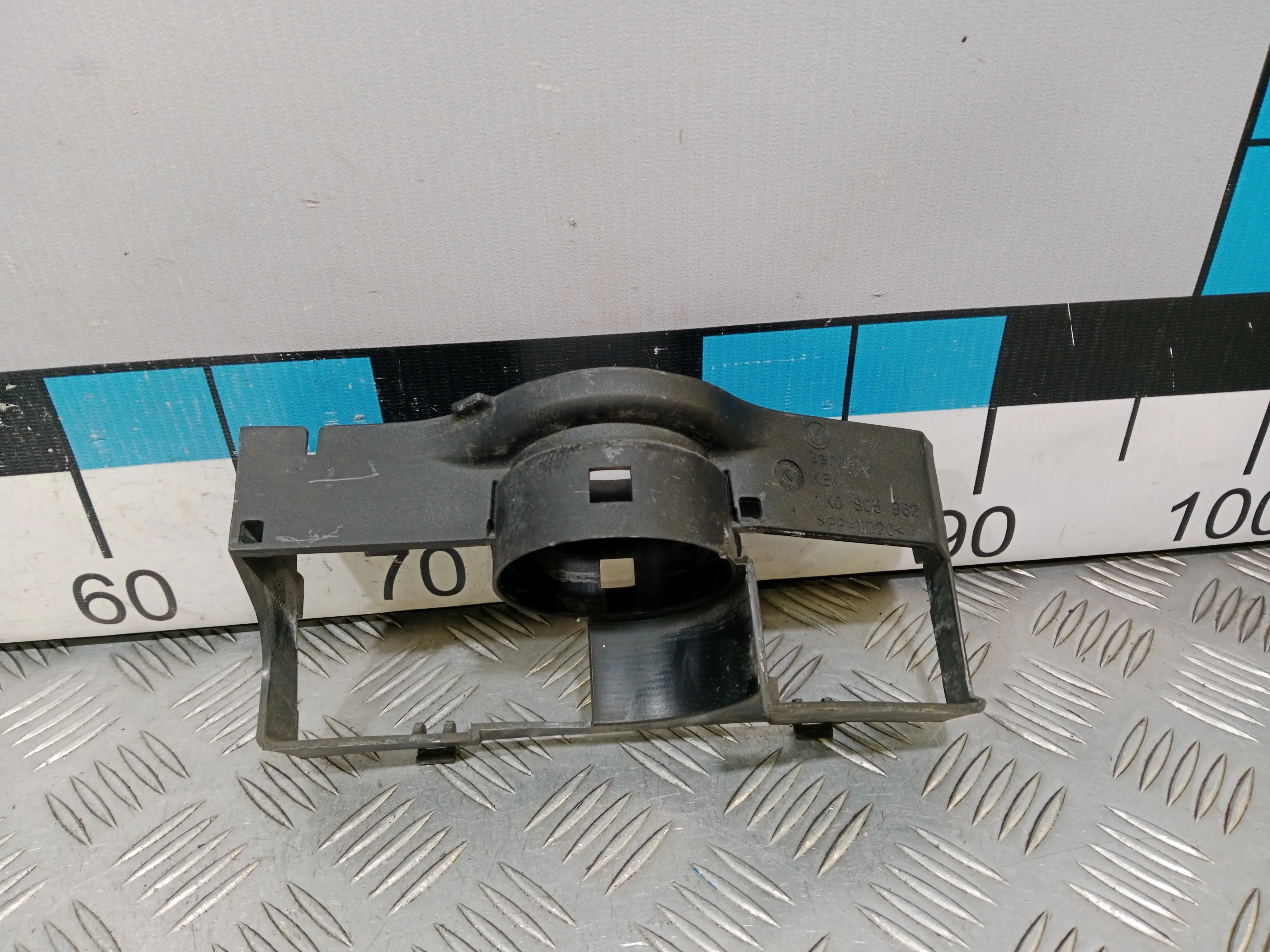 [Б/У] Фланец воздуховода [Код: 00470115 ]