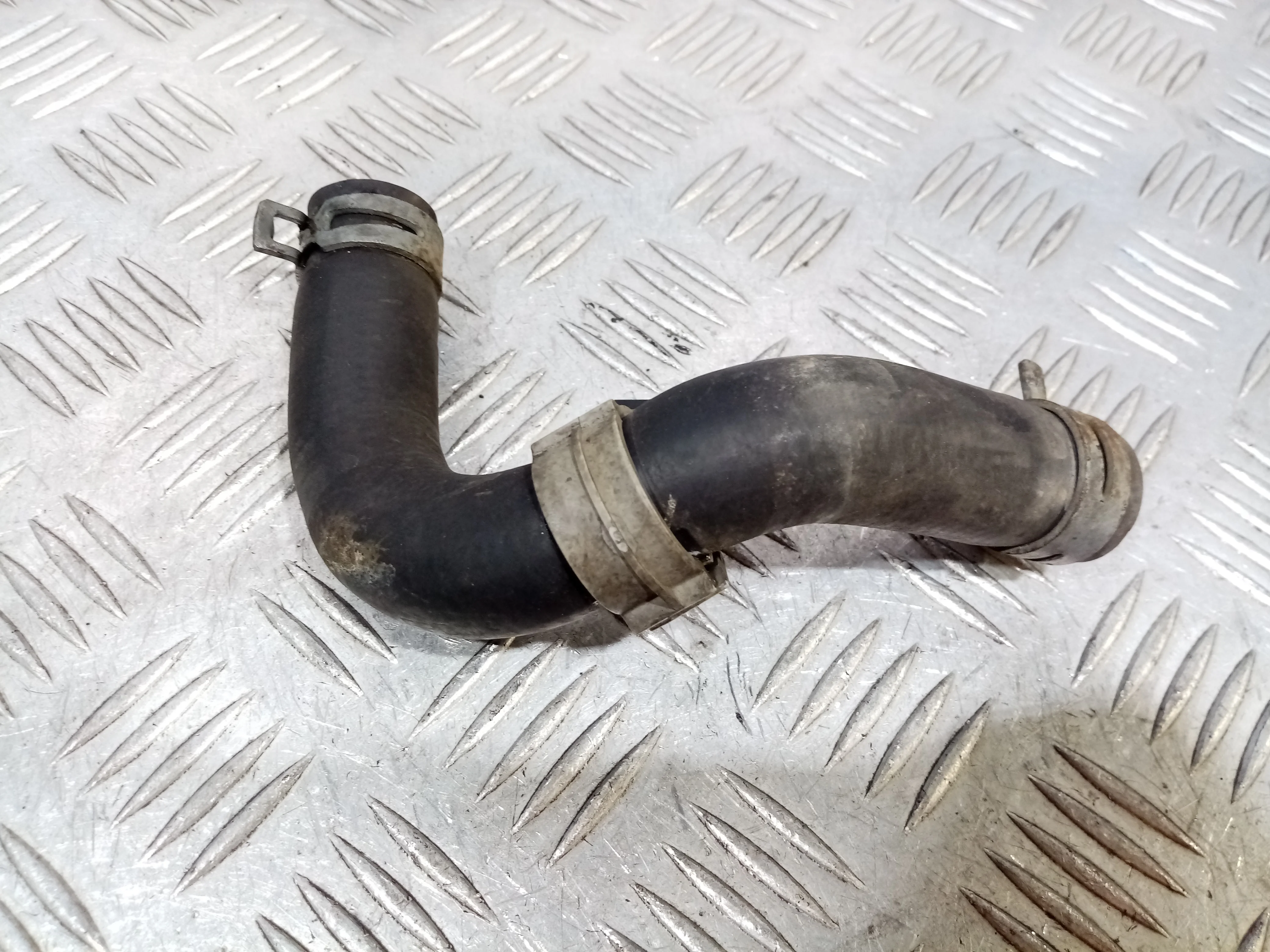 [Б/У] Шланг системы охлаждения [Код: 00461807 ]