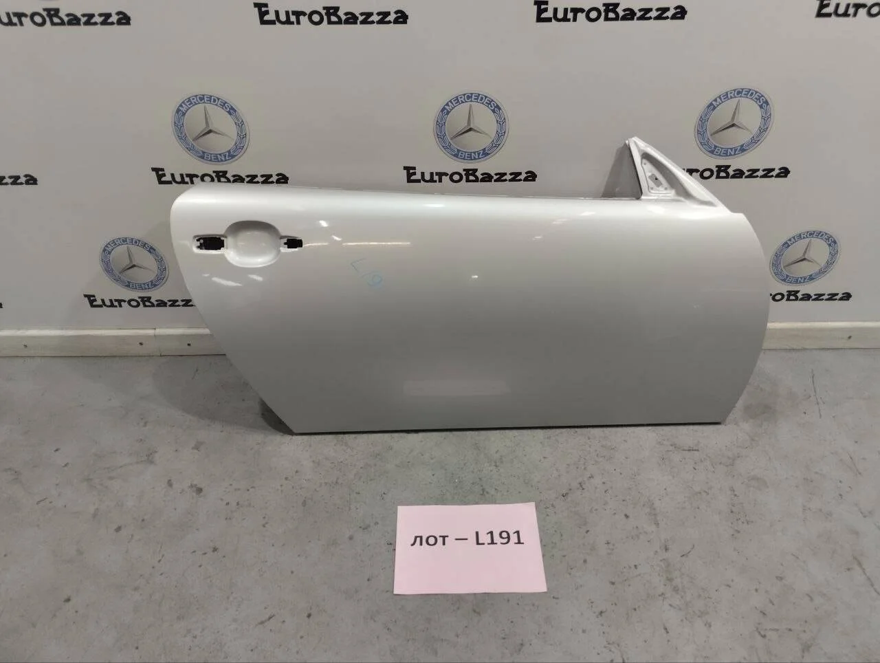 Дверь правая Mercedes R170