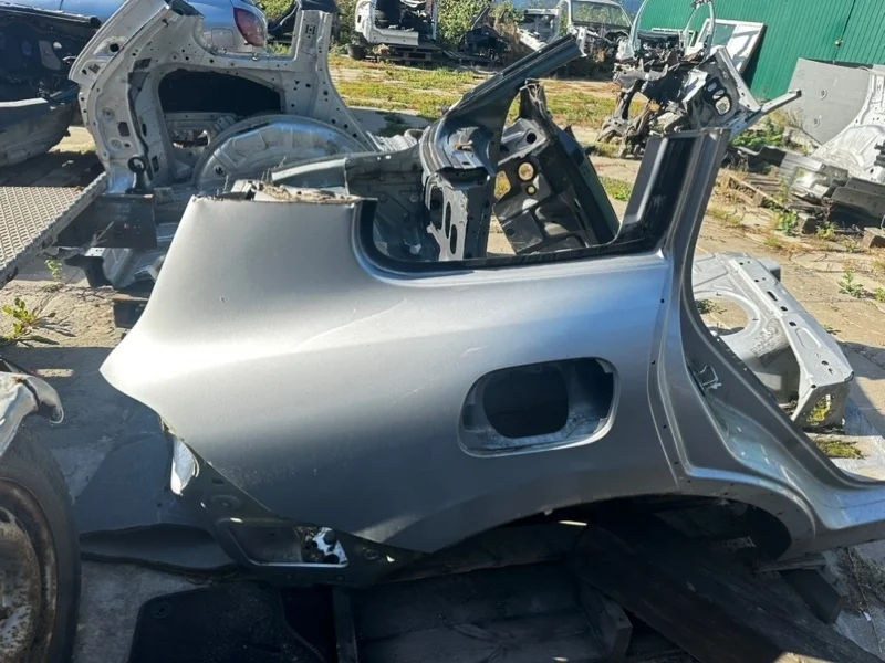 Крыло (четверть) VW Touareg 2 2010-2018 7P