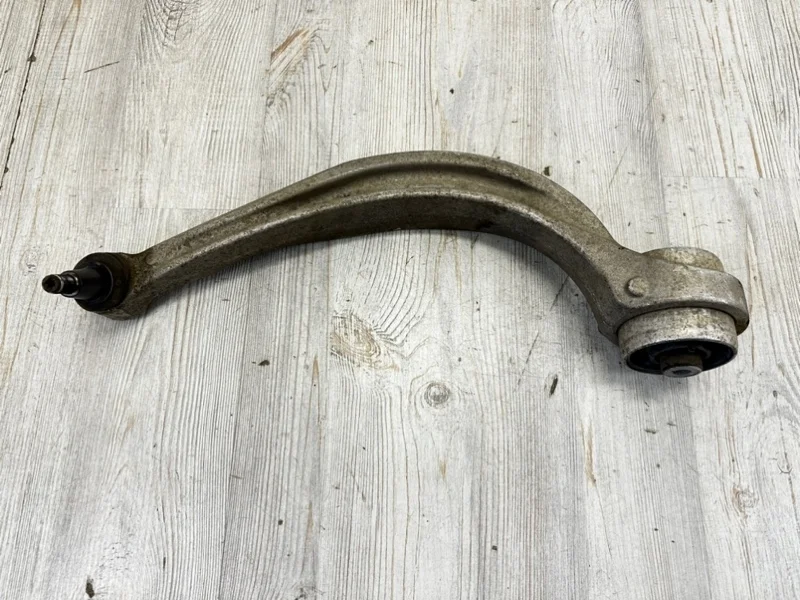 Рычаг подвески направляющий Audi Q7 2015- 4M