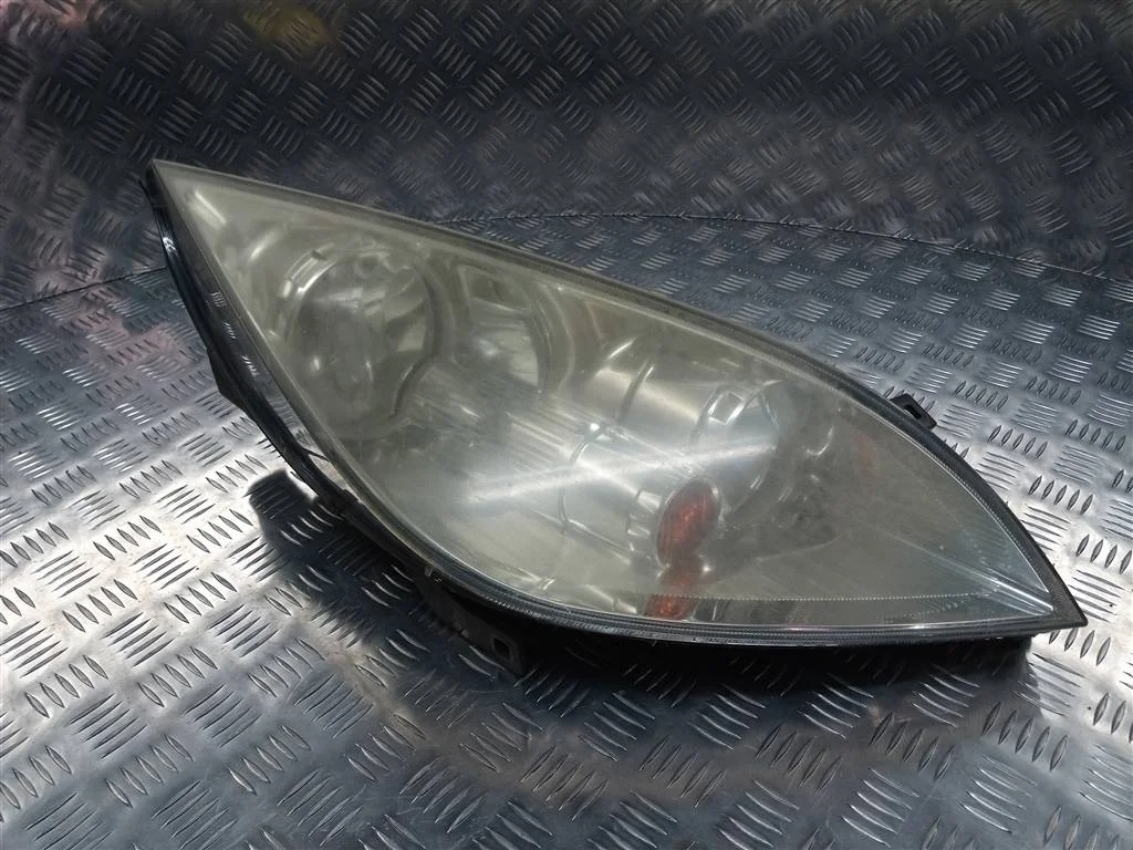 Фара передняя правая MITSUBISHI COLT Z30 (2002—20