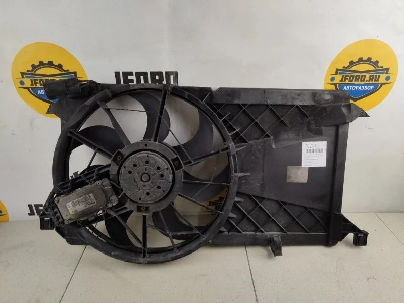 Вентилятор охлаждения радиатора Volvo V50 2010 MW76