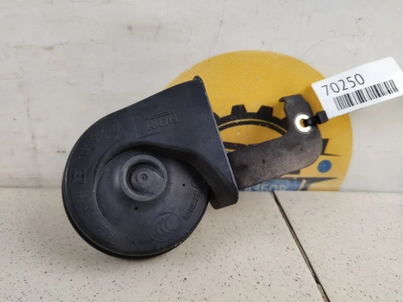 Сигнал звуковой Volvo V50 2012 MW84