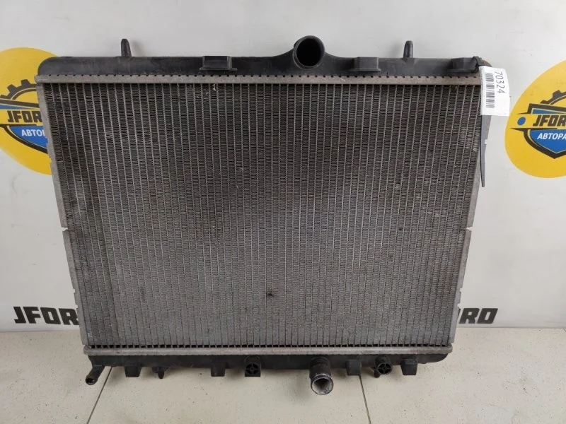 Радиатор охлаждения Citroen C3 Picasso 2011 SH