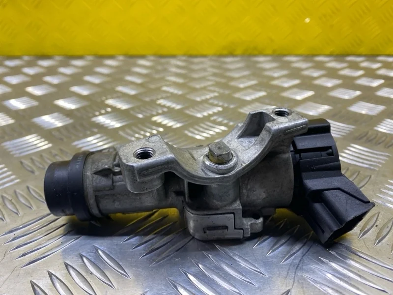 Замок зажигания Volkswagen Amarok (2010-2016) 2012 6R0905851B 2.0 D CDCA