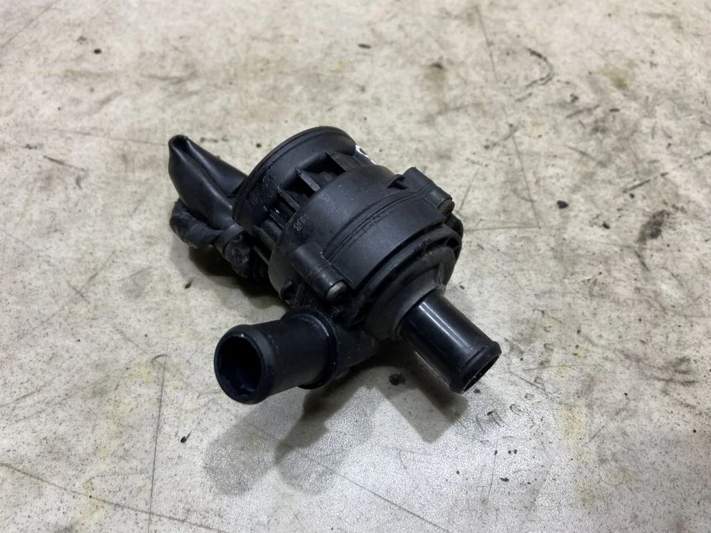 Помпа электрическая Nissan