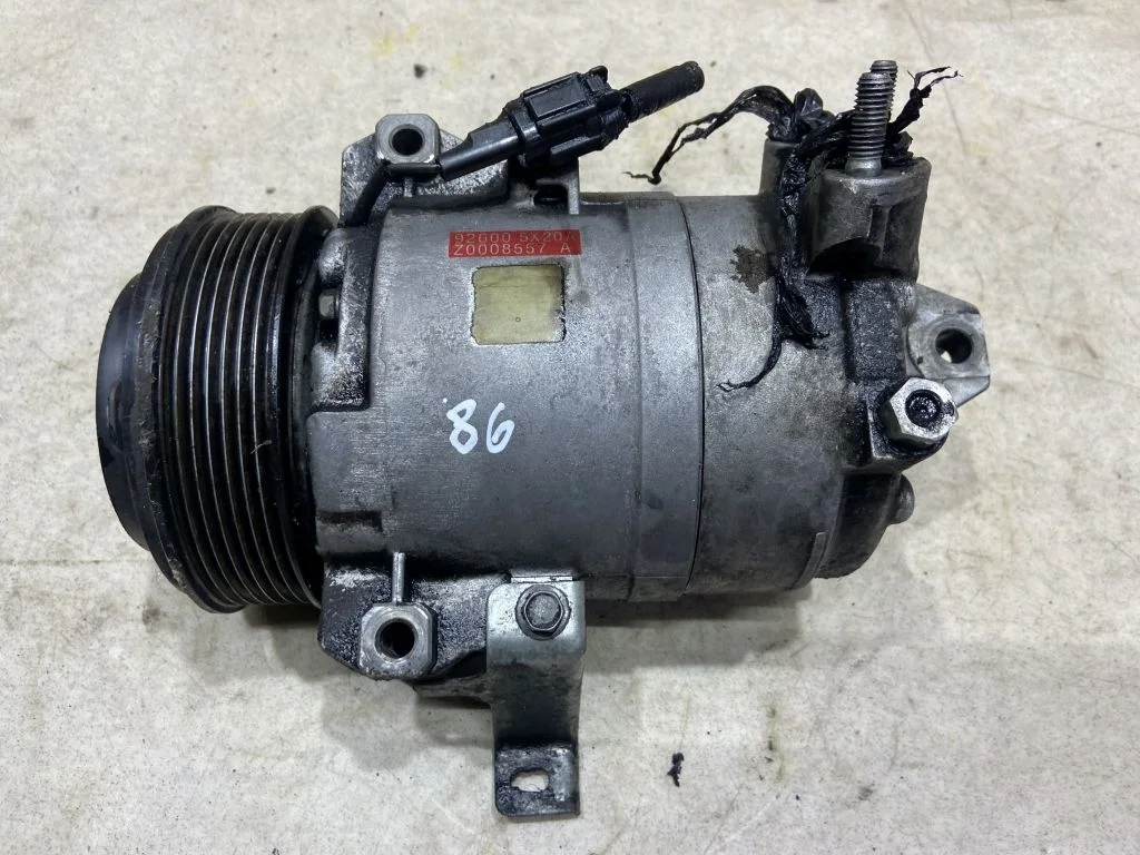 Компрессор конд. Nissan Pathfinder R51 3,0