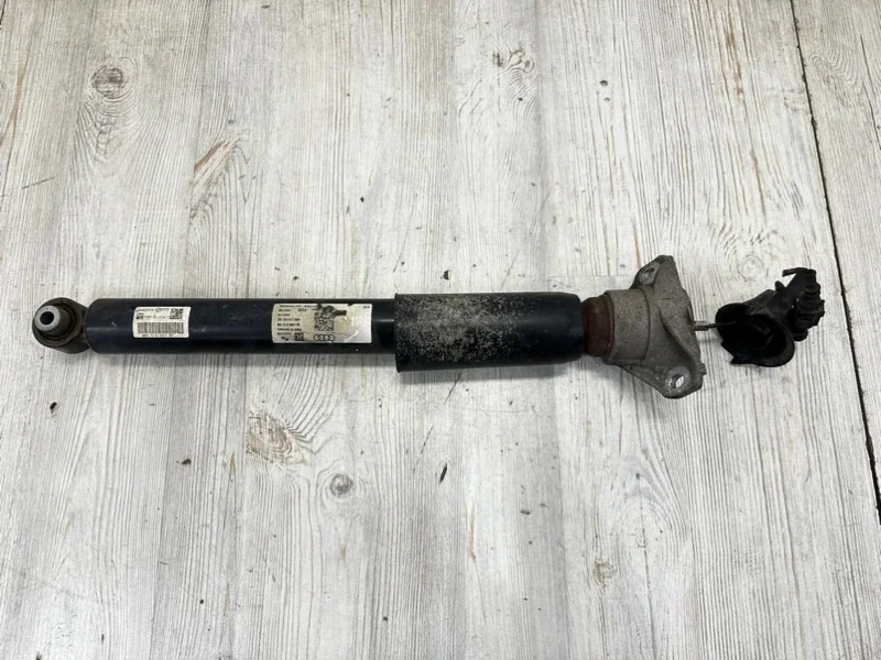 Амортизатор Audi Q7 S-line 2019 4M