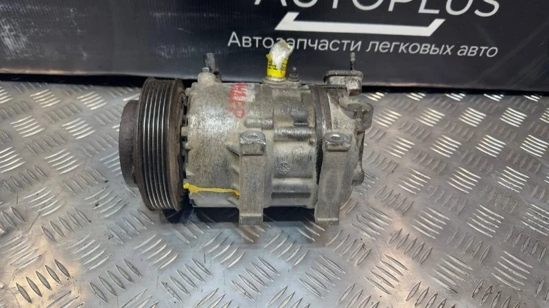 Компрессор кондиционера Hyundai Grandeur 2008 977013K125 4 2.7 G6EA