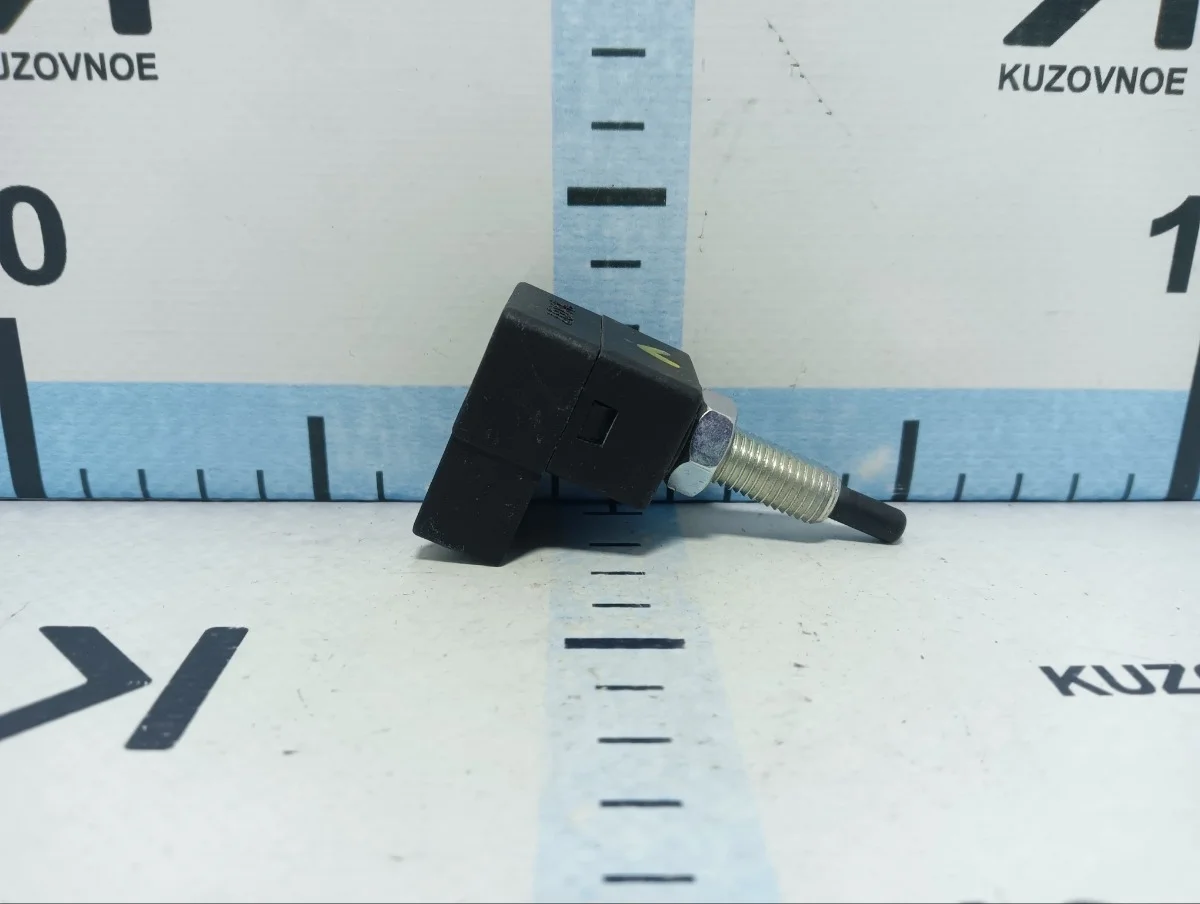 Датчик педали сцепления Kia Soul 2011 AM