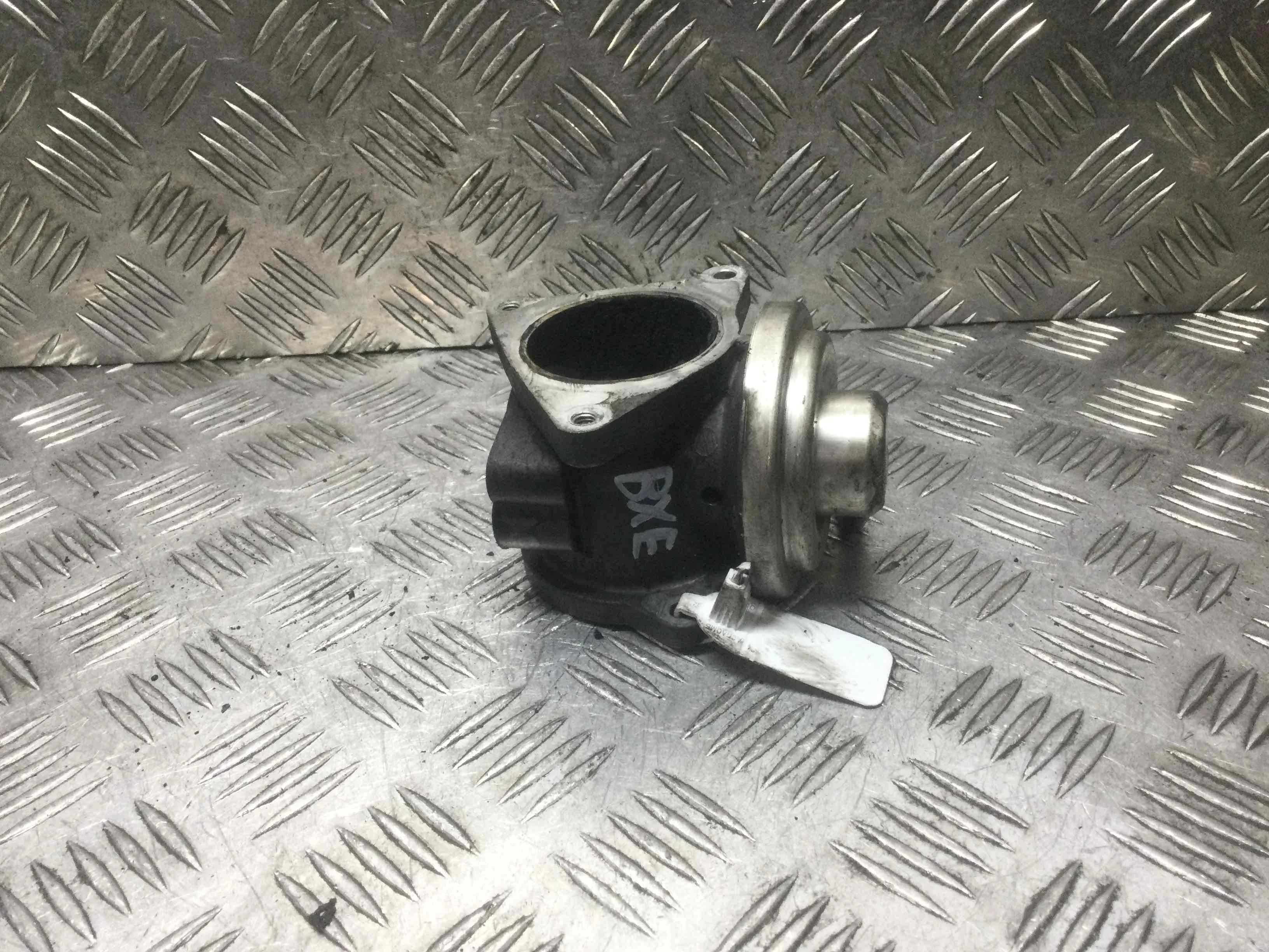 Клапан EGR Volkswagen Golf 5 поколение (2004-2009) дизель 1.9 TDI DSG Х/б