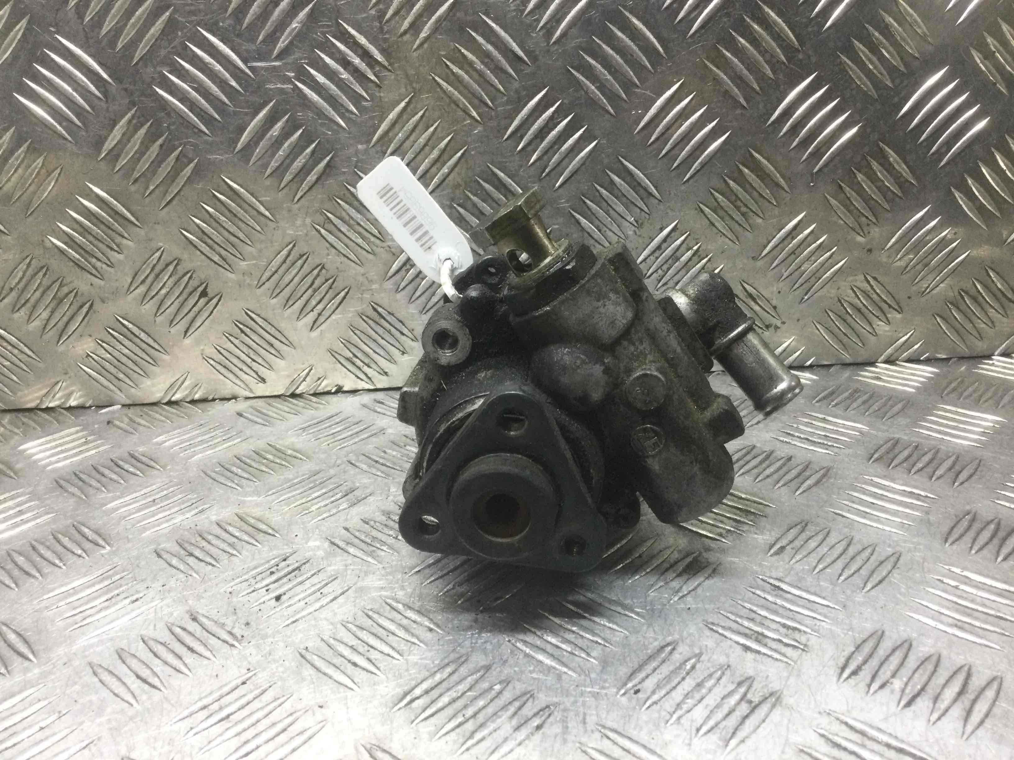 Насос гидроусилителя руля Audi A4 B6 (2000-2005) бензин 3.0 i Вариатор Седан